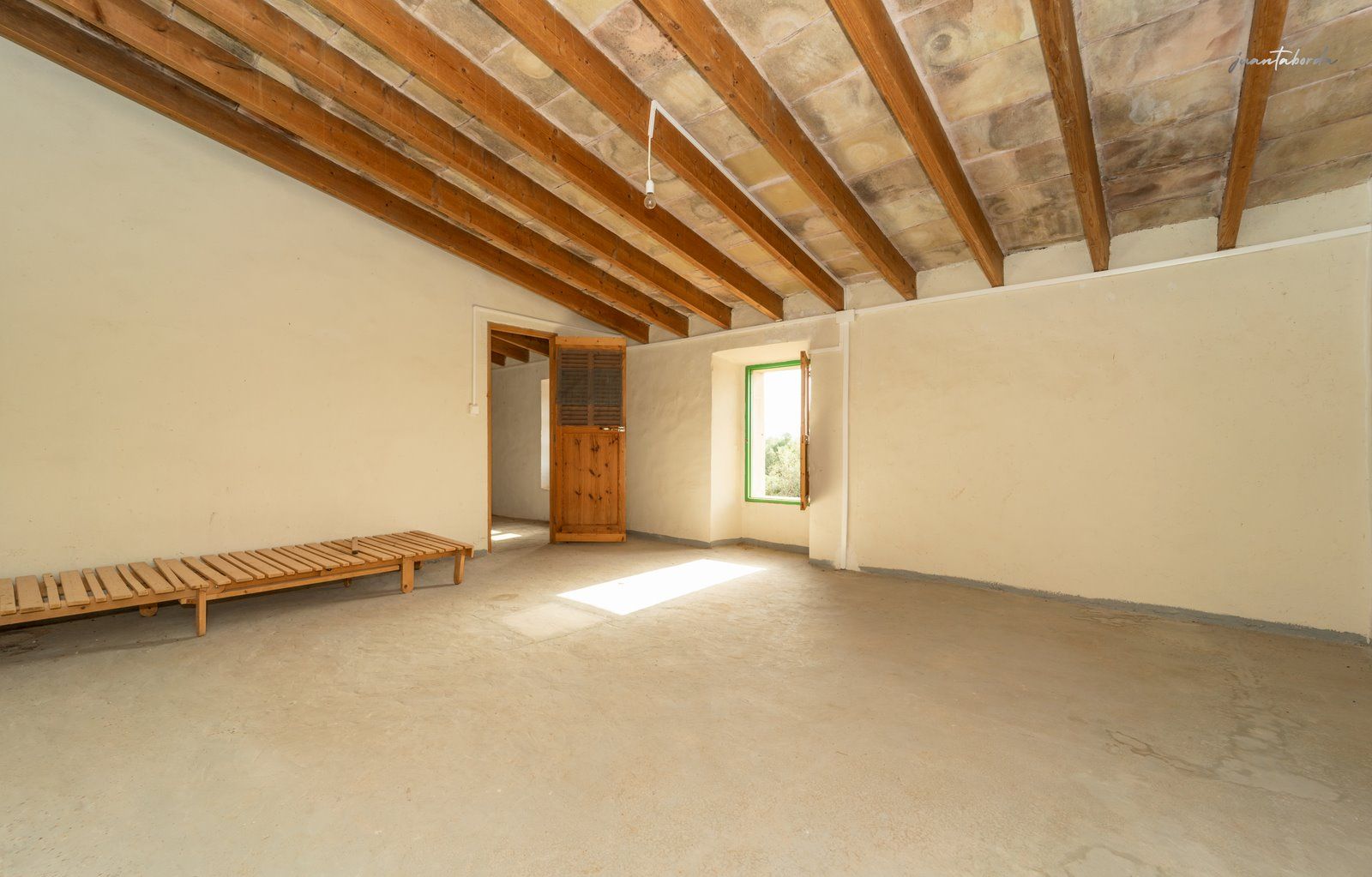 1303-Casa-de-campo-en-venta-junto-a-Campos_-20-Copiar.jpg Casa de campo a reformar en Campos con 14.000 m² de parcela