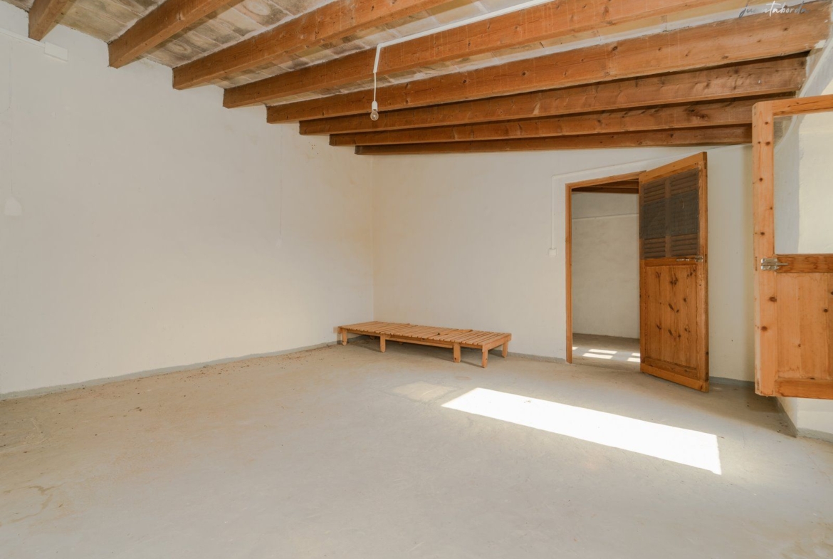 Casa de campo a reformar en Campos con 14.000 m² de parcela