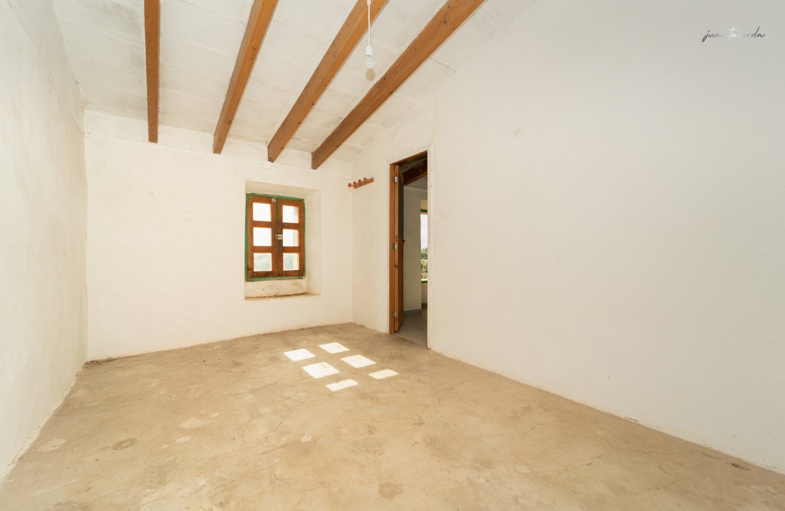 1303-Casa-de-campo-en-venta-junto-a-Campos_-24-Copiar.jpg Casa de campo a reformar en Campos con 14.000 m² de parcela