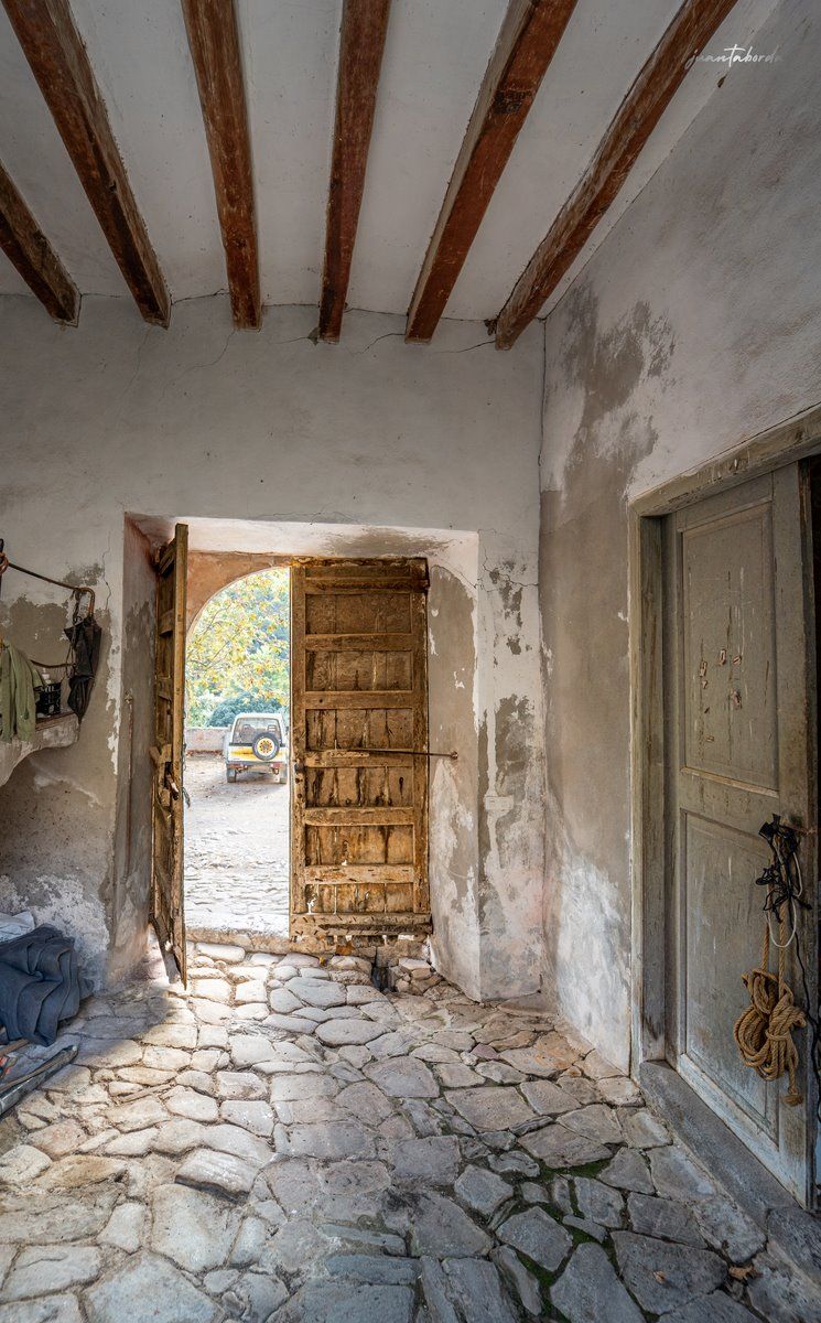 1304-Posesion-historica-en-venta-en-Mallorca-11-Copiar.jpg Historic Estate with Defense Tower and 311 Hectares with Sea Views Near Estellencs