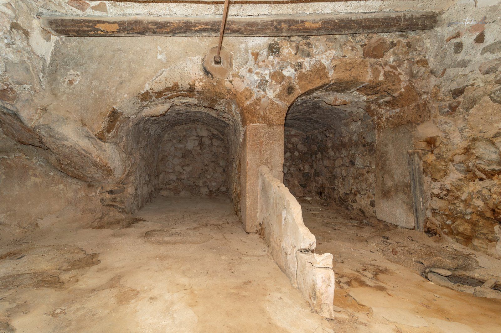 1304-Posesion-historica-en-venta-en-Mallorca-13-Copiar.jpg Historic Estate with Defense Tower and 311 Hectares with Sea Views Near Estellencs