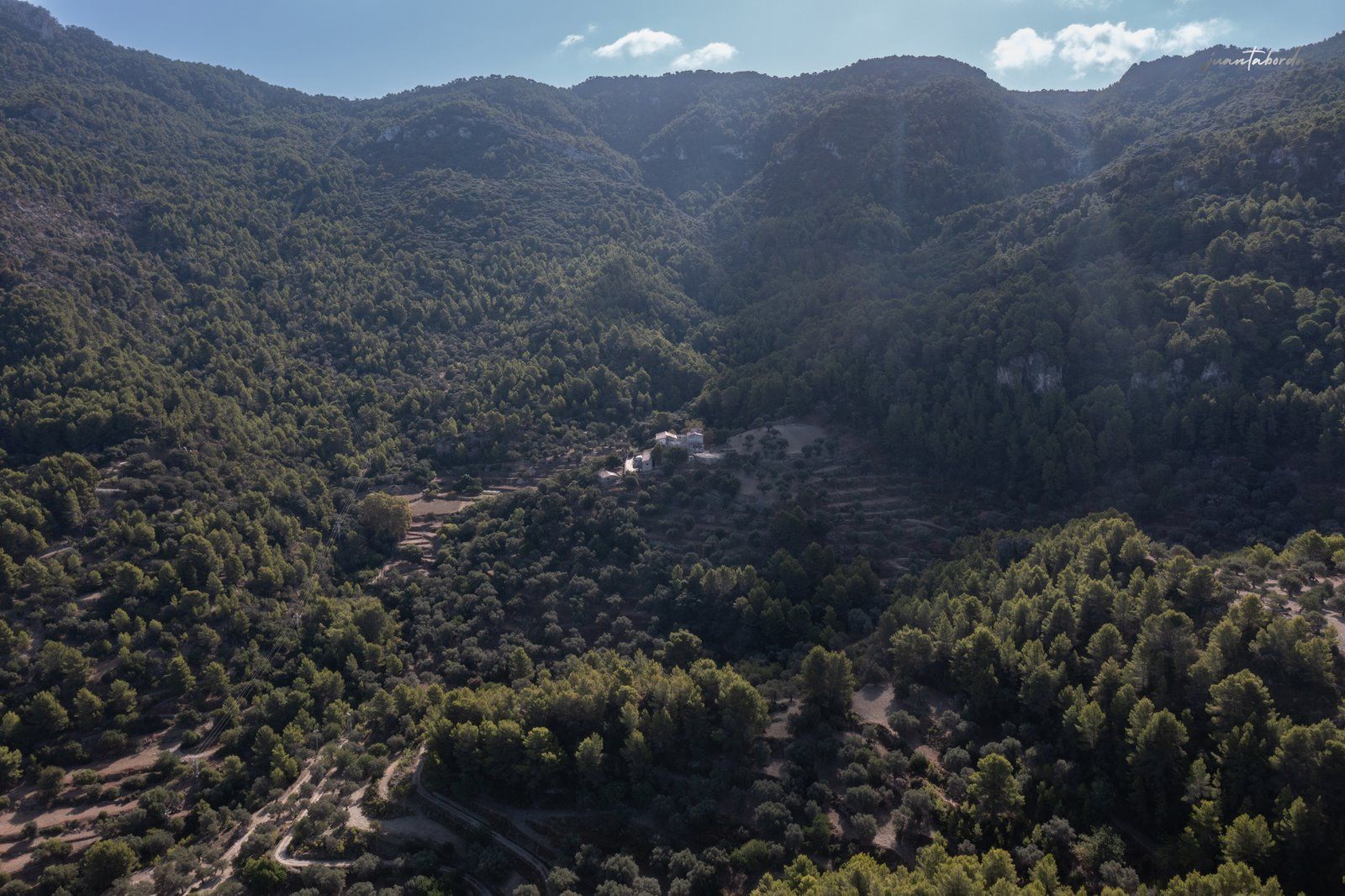 1304-Posesion-historica-en-venta-en-Mallorca-2-Copiar.jpg Historic Estate with Defense Tower and 311 Hectares with Sea Views Near Estellencs