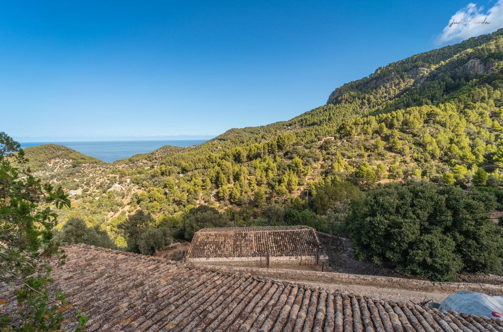 1304-Posesion-historica-en-venta-en-Mallorca-23-Copiar.jpg Historic Estate with Defense Tower and 311 Hectares with Sea Views Near Estellencs