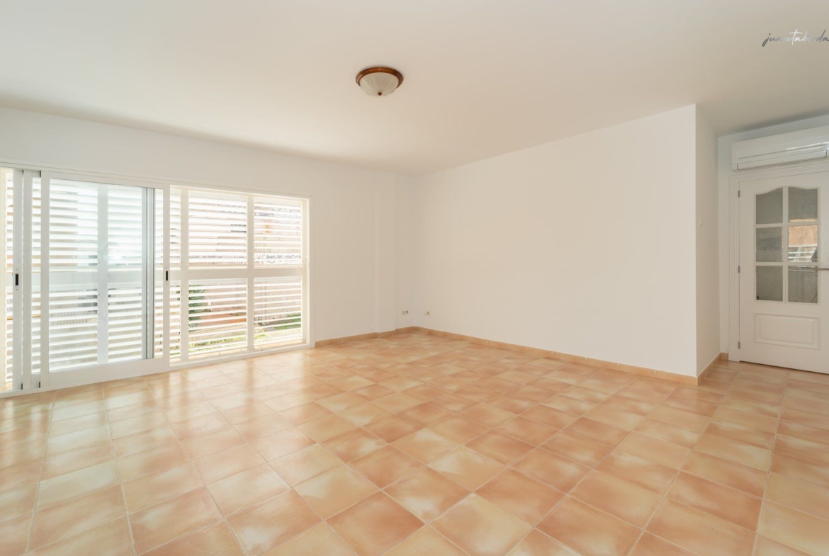 Ground-Floor Apartment for Rent Near Es Trenc Beach, Campos