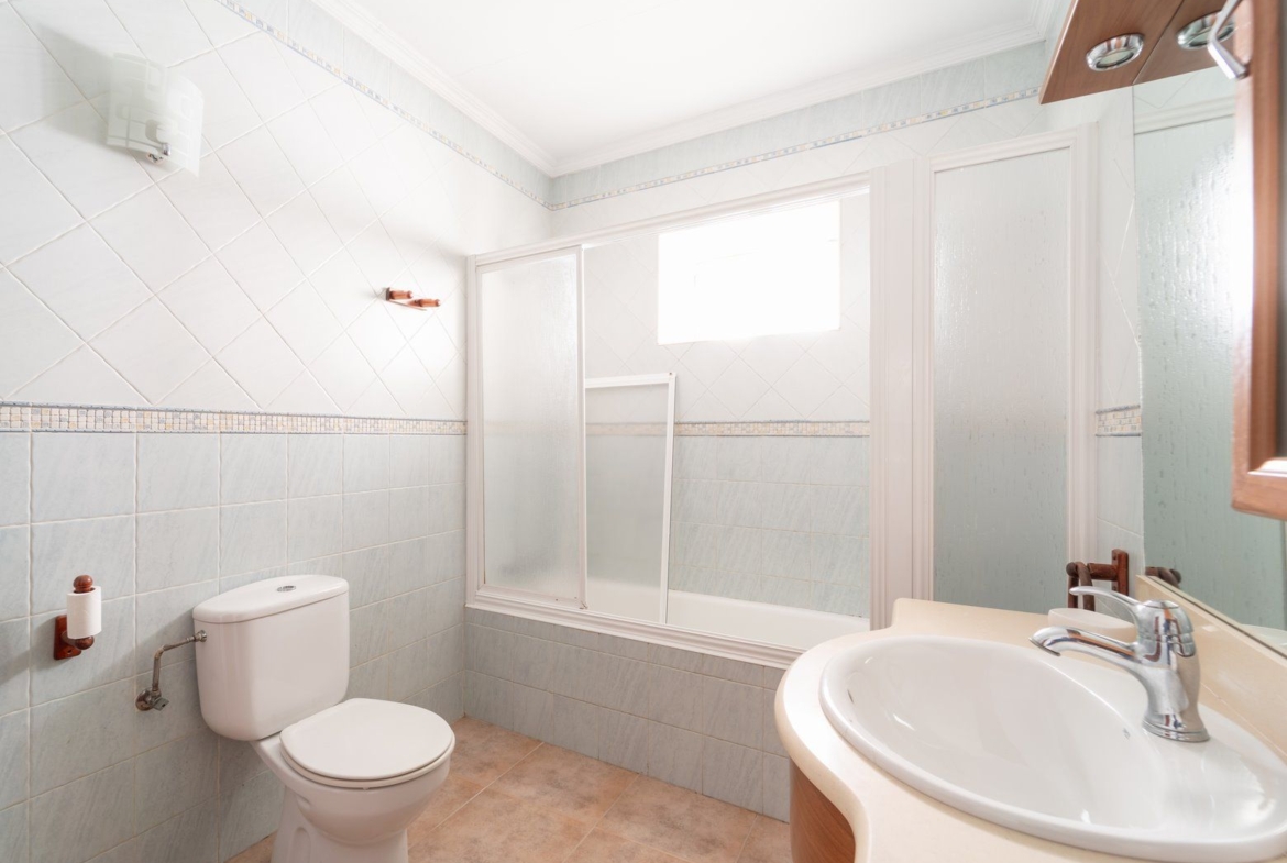 Townhouse for Rent in Felanitx | Terrace, 3 Beds, A/C