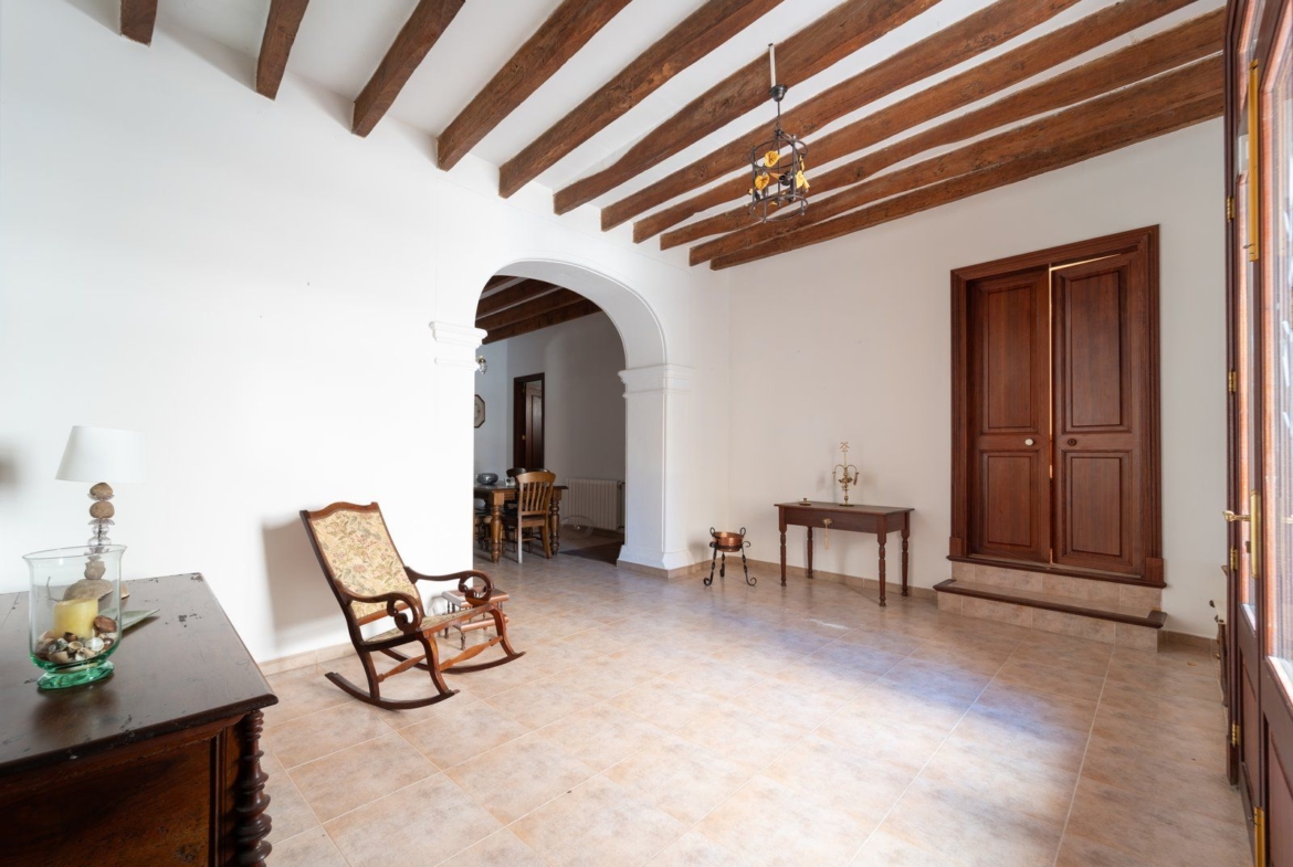 Townhouse for Rent in Felanitx | Terrace, 3 Beds, A/C
