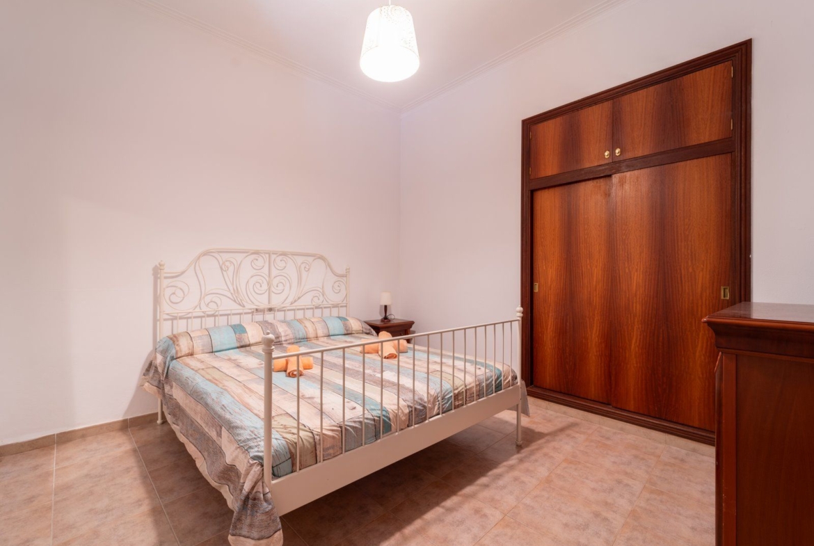 Townhouse for Rent in Felanitx | Terrace, 3 Beds, A/C