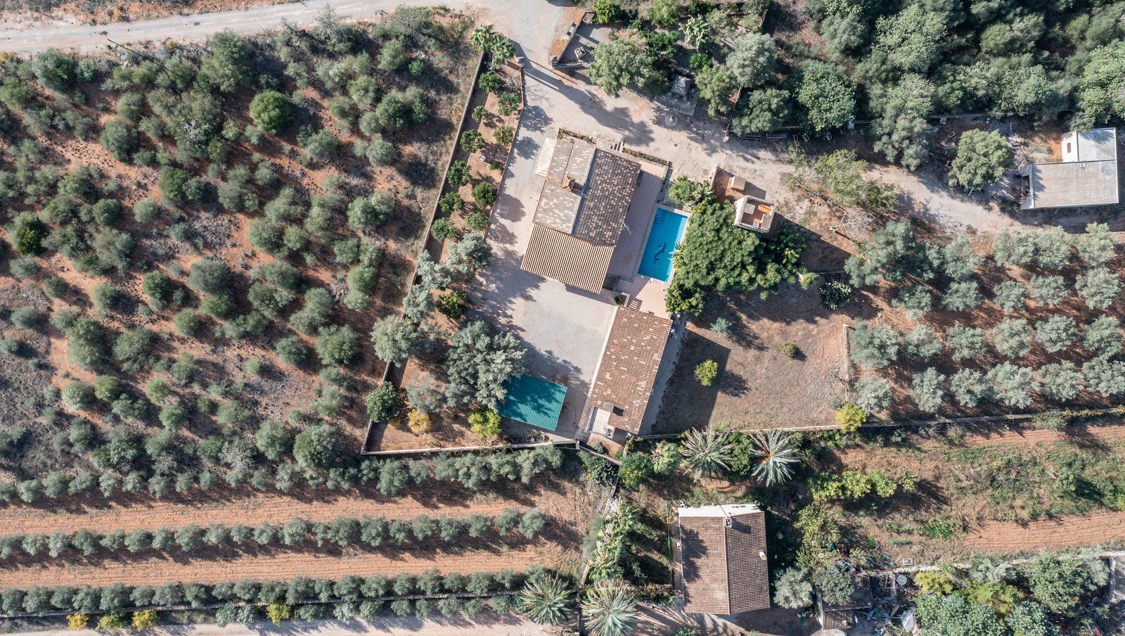 Casa de campo con piscina y casa de invitados en Campos