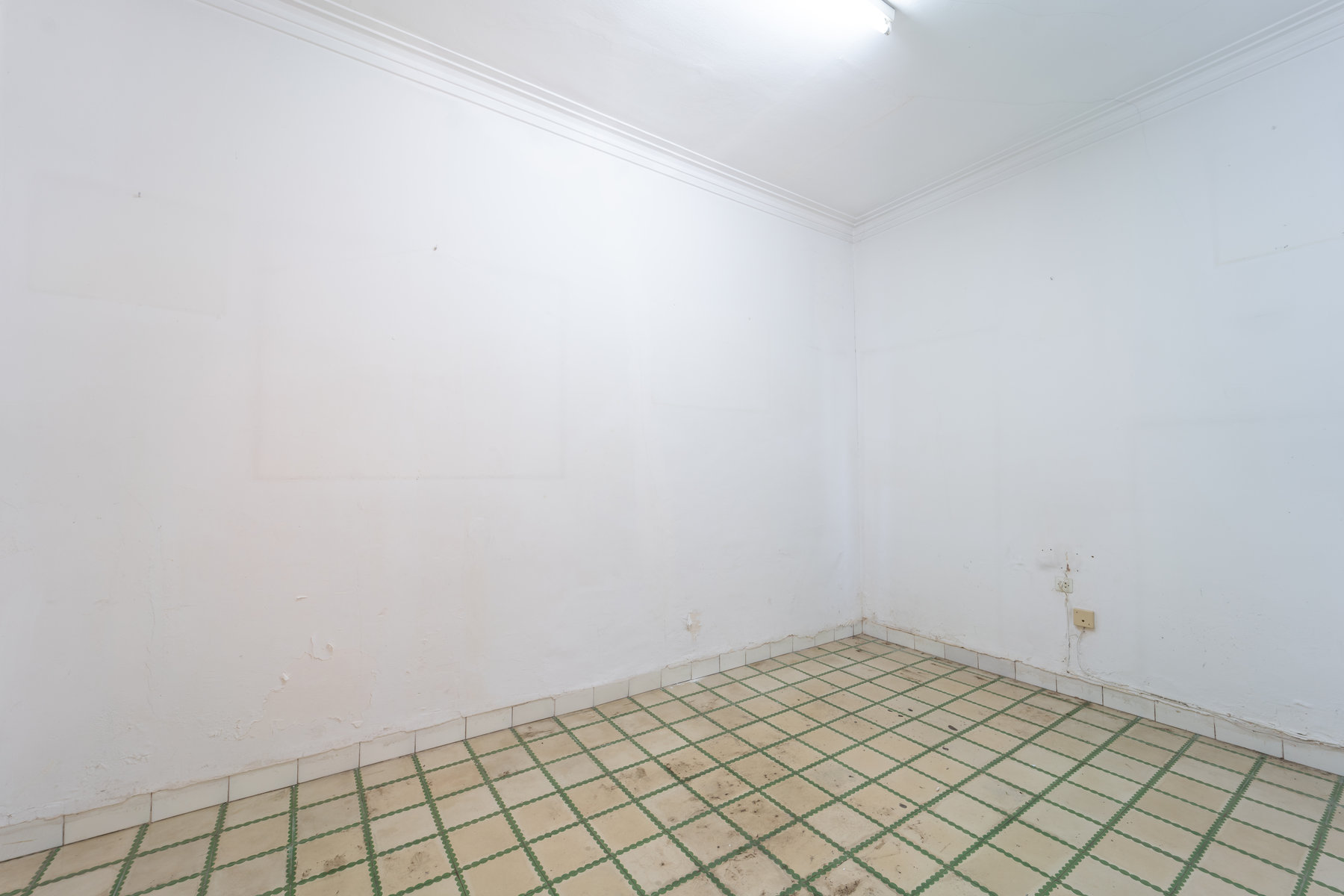 1369-Casa-a-reformar-en-venta-en-Ses-Salines_-11.jpg 2-Bed Fixer-Upper With Garden in Son Sardina, Palma
