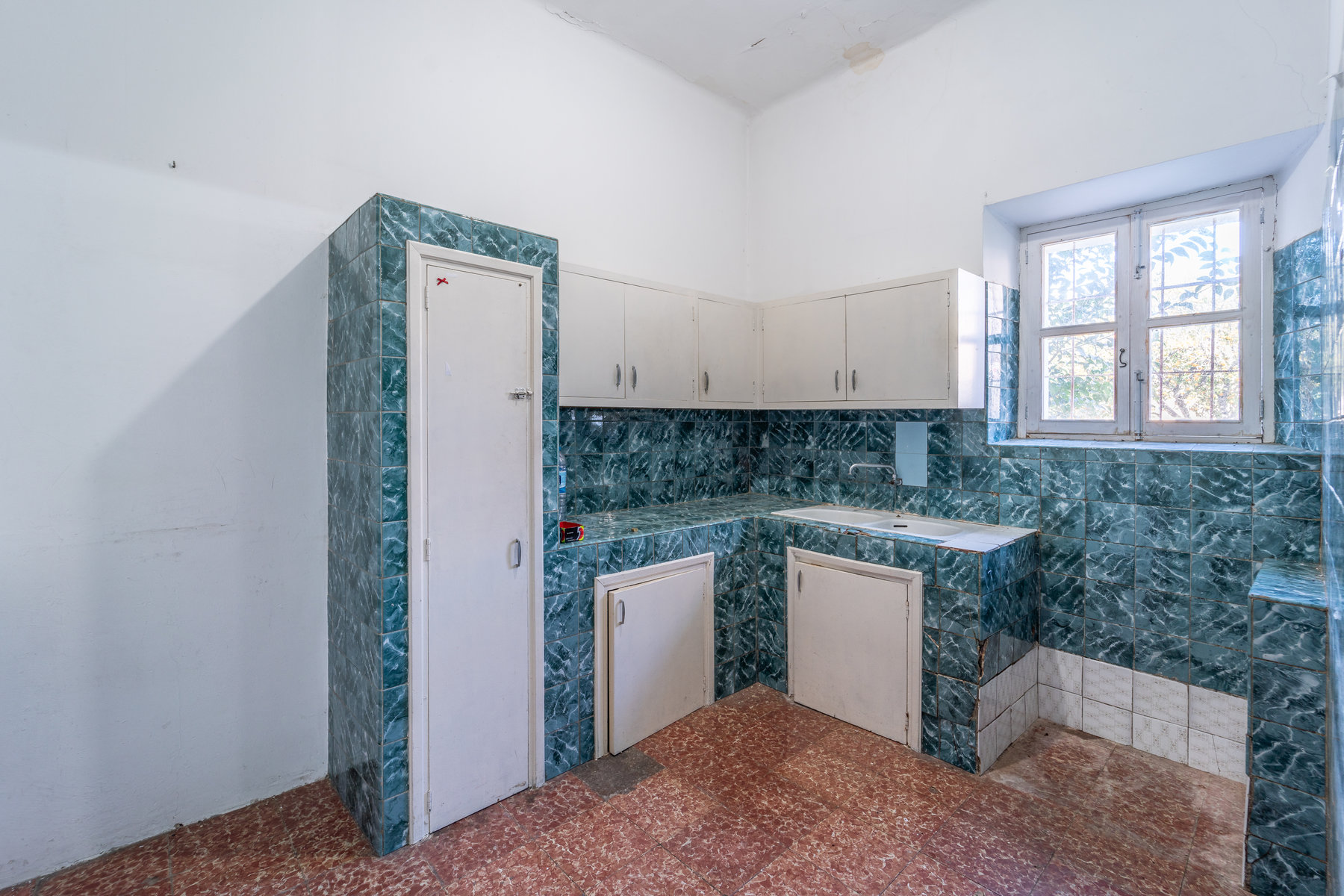 1369-Casa-a-reformar-en-venta-en-Ses-Salines_-20.jpg 2-Bed Fixer-Upper With Garden in Son Sardina, Palma