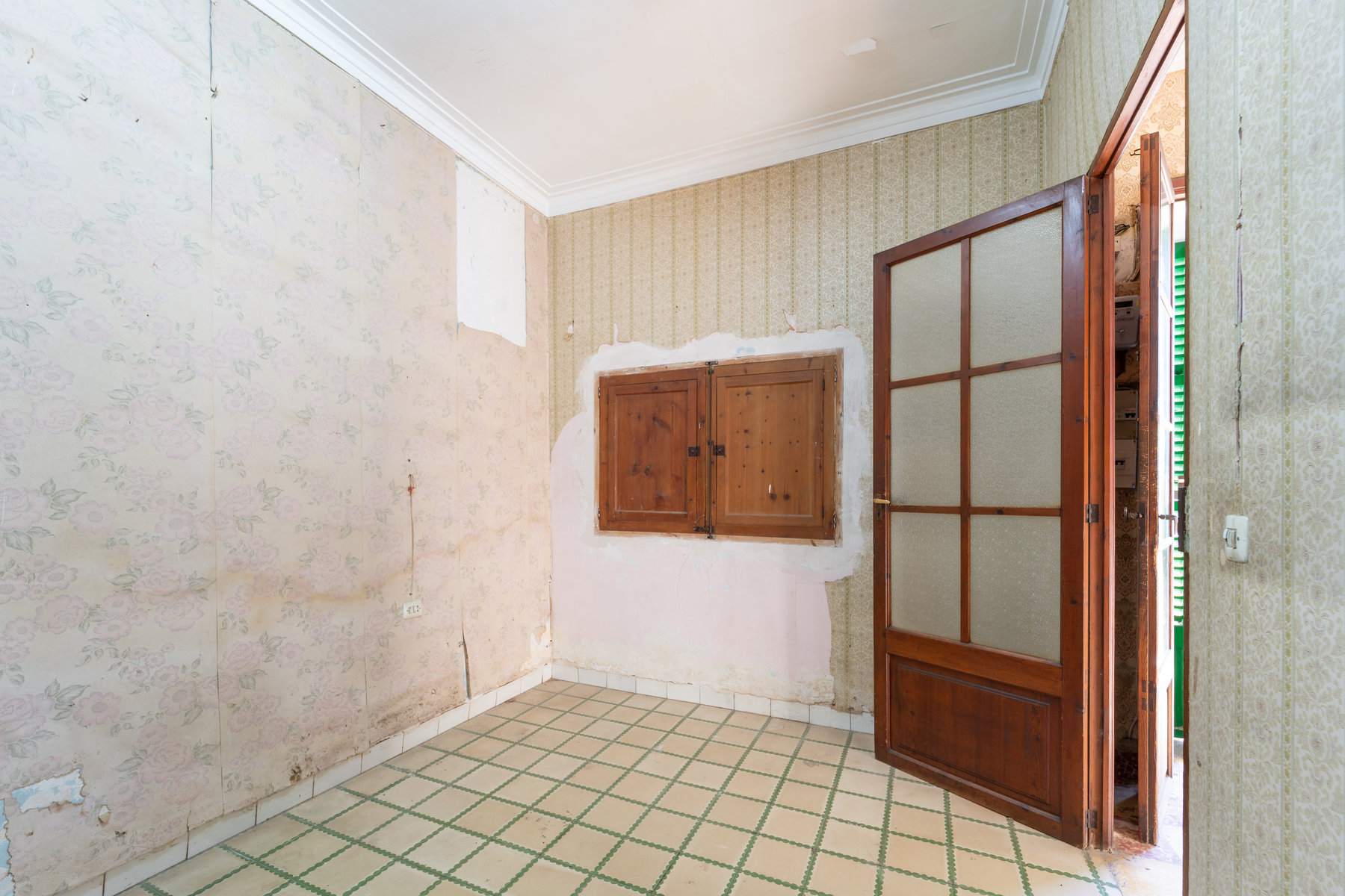 1369-Casa-a-reformar-en-venta-en-Ses-Salines_-9.jpg 2-Bed Fixer-Upper With Garden in Son Sardina, Palma