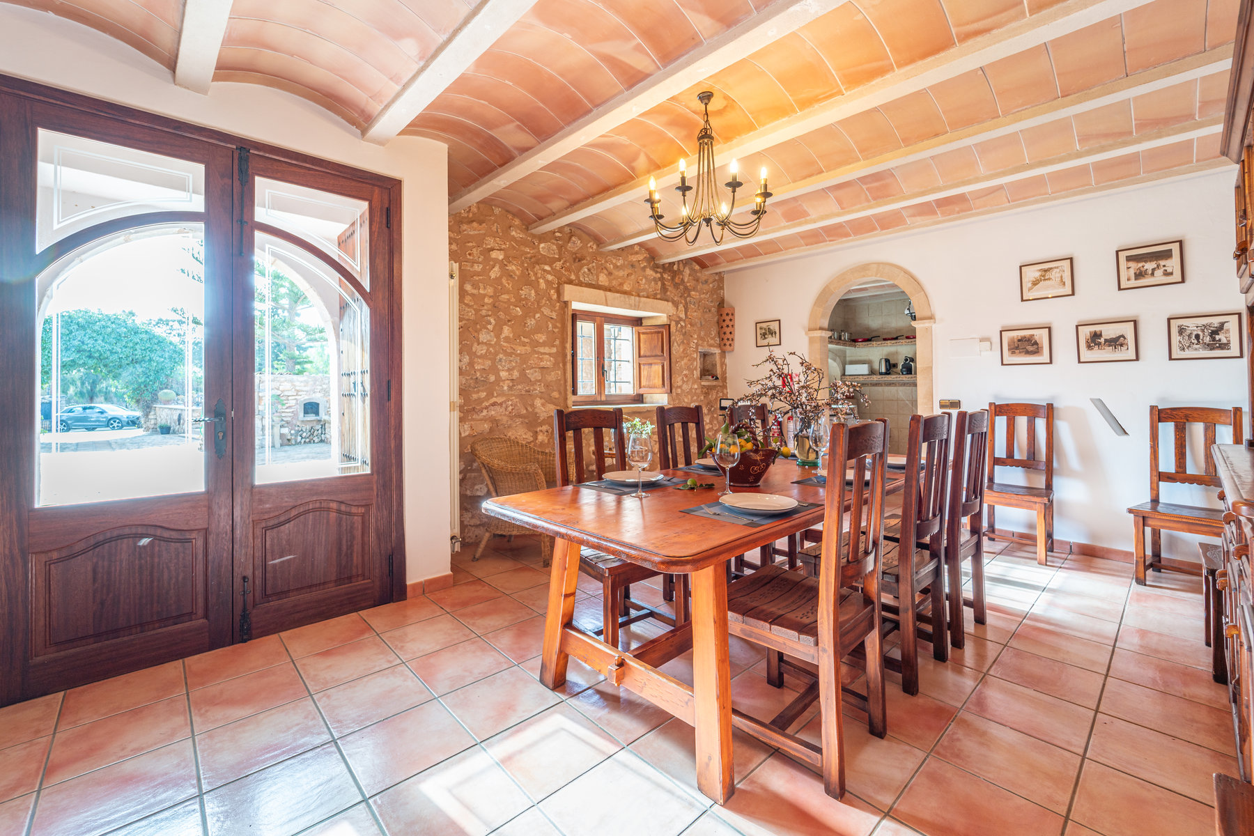 1394-Country-Estate-for-sale-with-swimming-pool-in-Santanyi-12.jpg Landhaus in Santanyí mit Pool, 5 Schlafzimmern & Terrassen