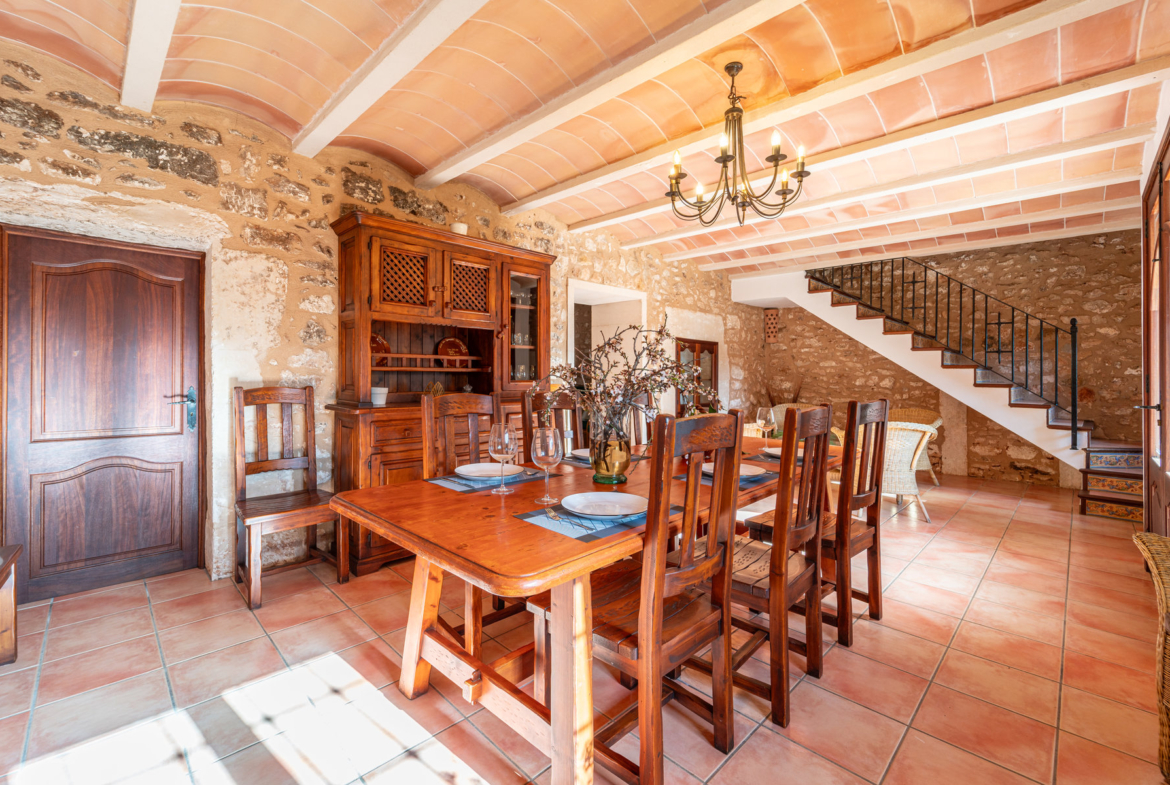 Landhaus in Santanyí mit Pool, 5 Schlafzimmern & Terrassen