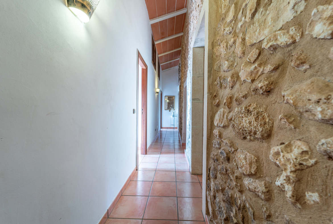 Landhaus in Santanyí mit Pool, 5 Schlafzimmern & Terrassen