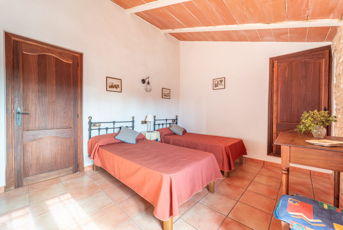 Landhaus in Santanyí mit Pool, 5 Schlafzimmern & Terrassen