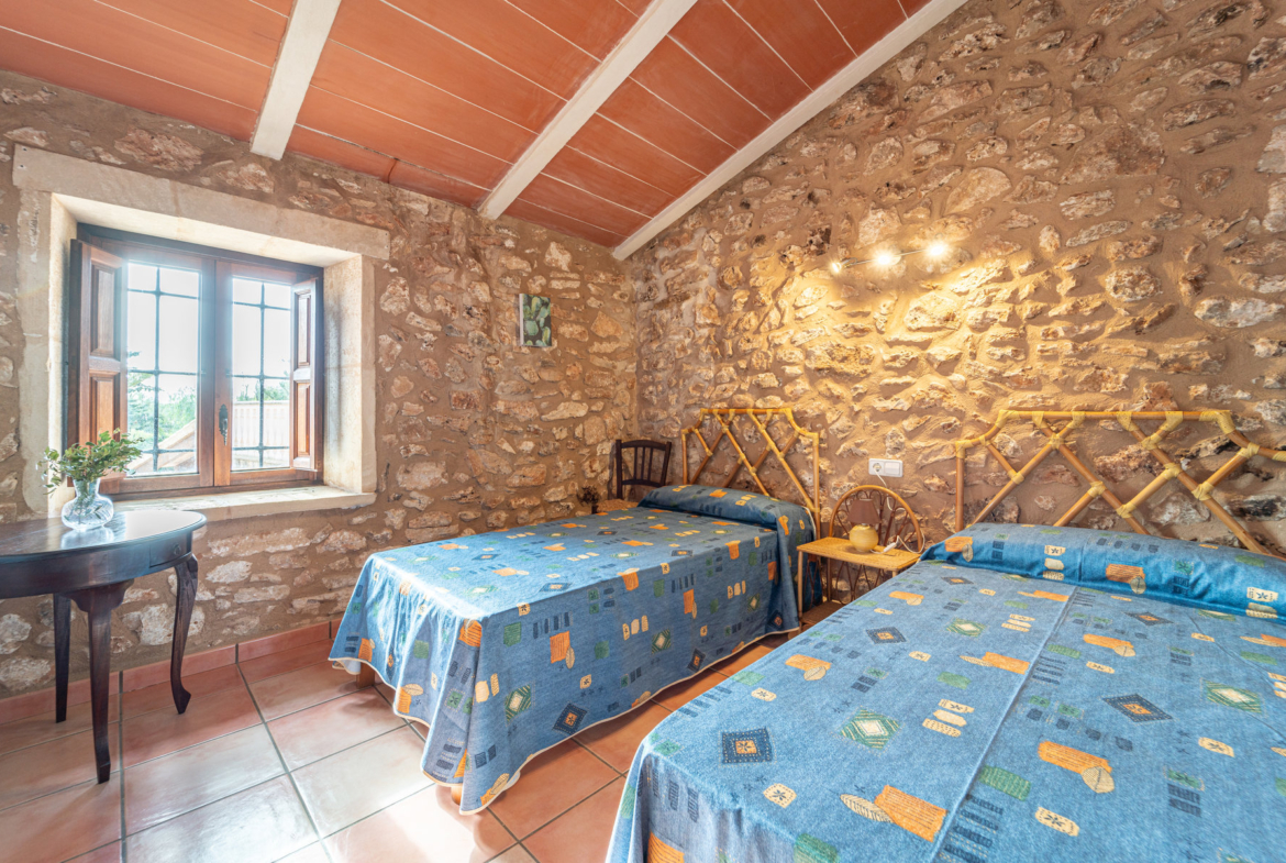 Landhaus in Santanyí mit Pool, 5 Schlafzimmern & Terrassen