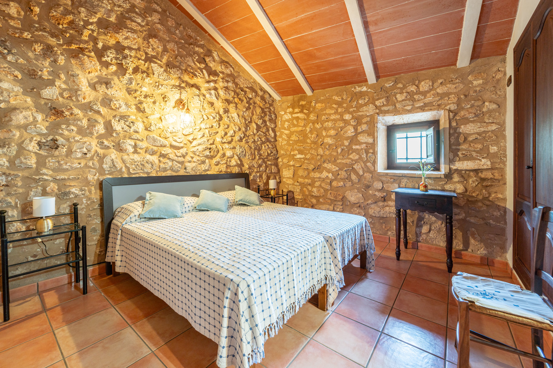 1394-Country-Estate-for-sale-with-swimming-pool-in-Santanyi-42.jpg Landhaus in Santanyí mit Pool, 5 Schlafzimmern & Terrassen