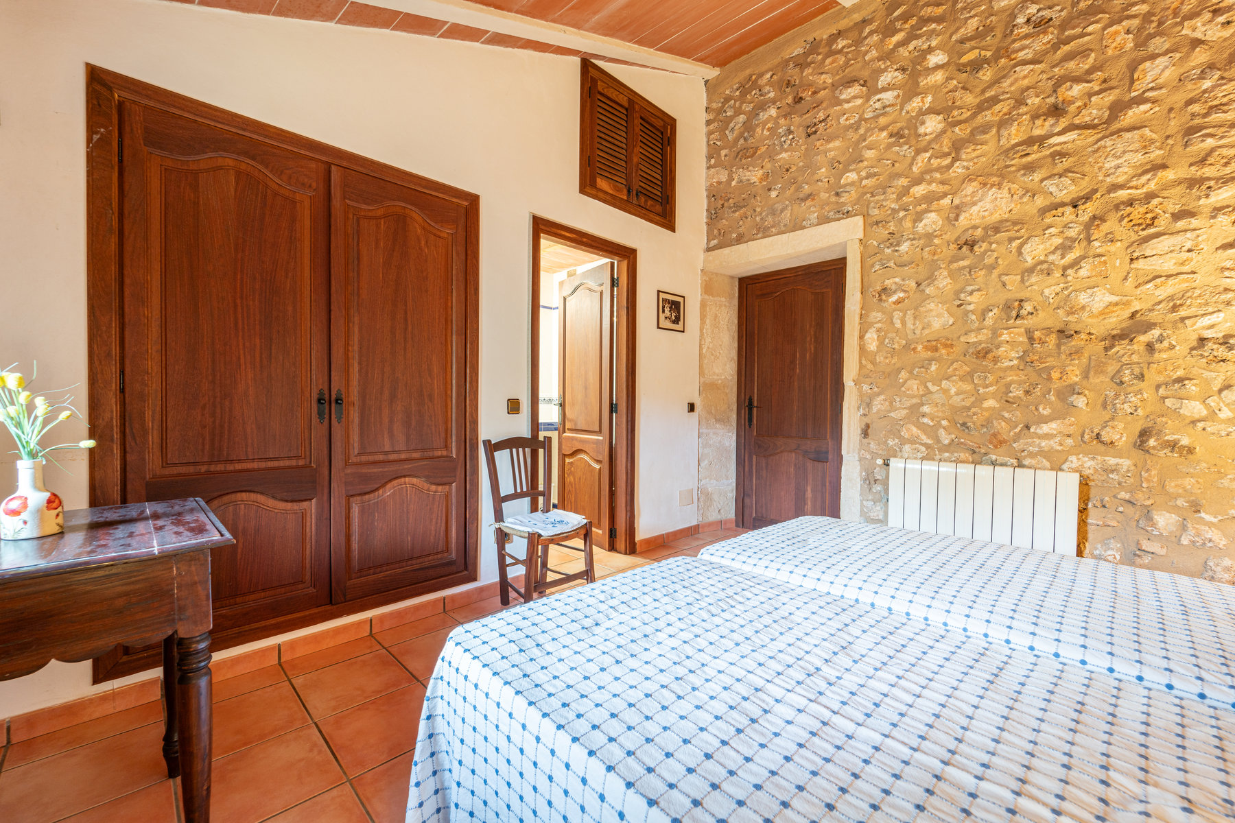 1394-Country-Estate-for-sale-with-swimming-pool-in-Santanyi-44.jpg Landhaus in Santanyí mit Pool, 5 Schlafzimmern & Terrassen