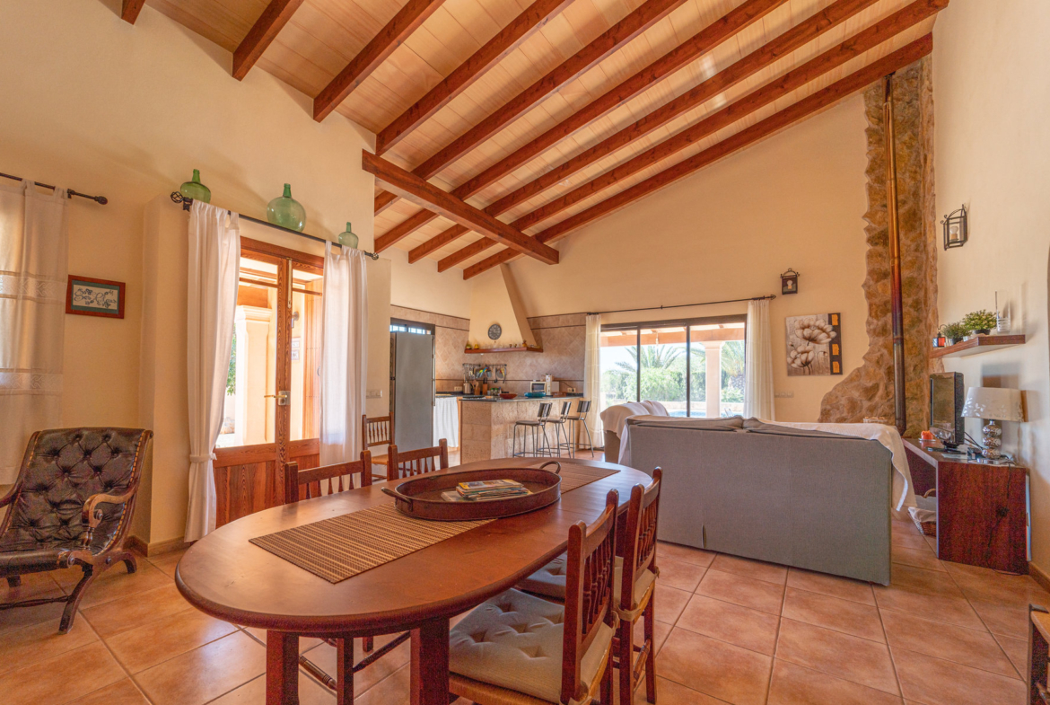 Country House with Pool for Rent Near Ses Salines, Mallorca