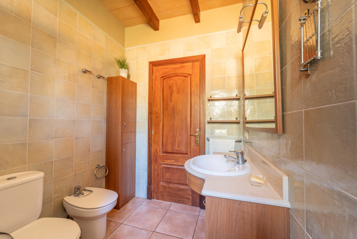 Country House with Pool for Rent Near Ses Salines, Mallorca