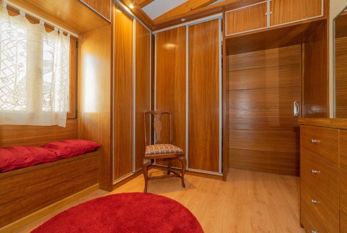 Casa familiar con piscina y vistas al Bosque de Bellver, Son Rapinya