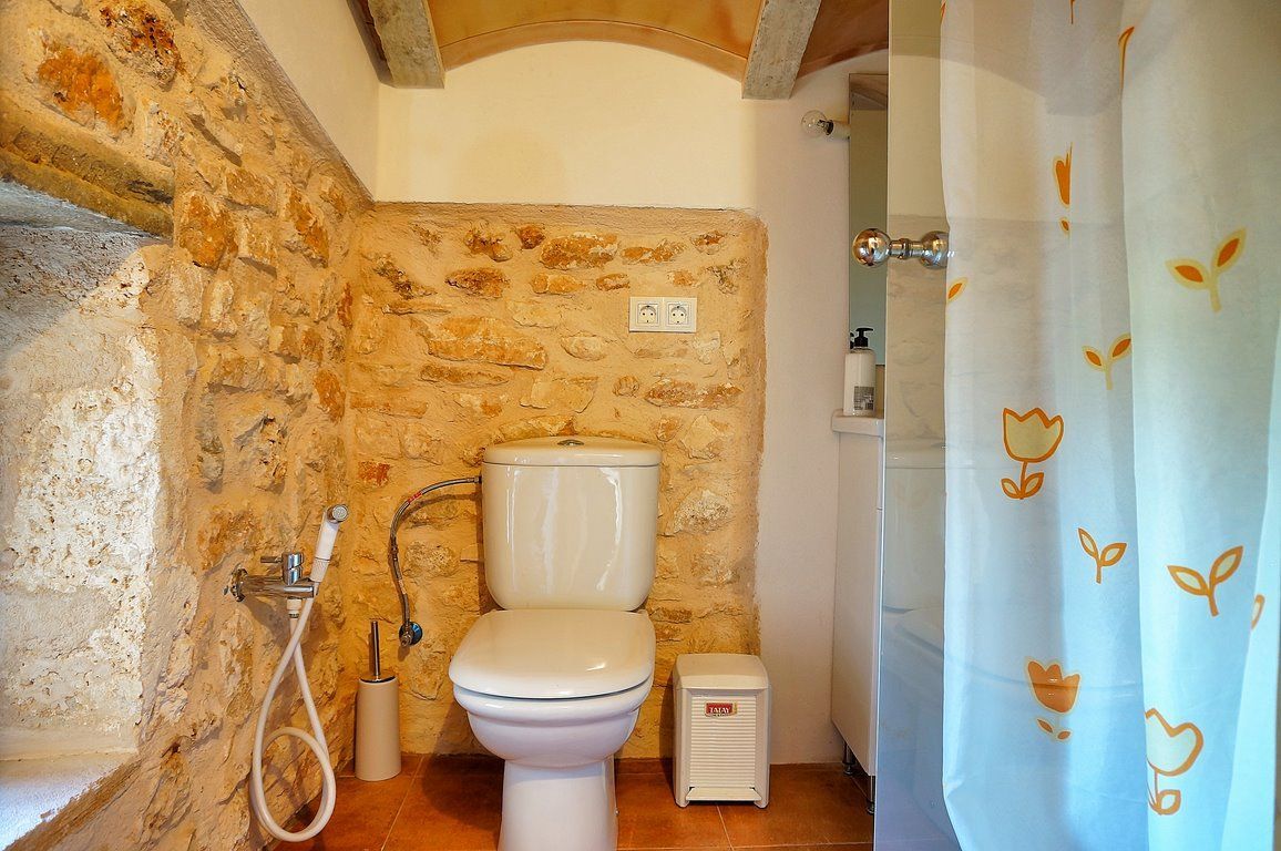 Country House for Rent Between Porreres and Felanitx