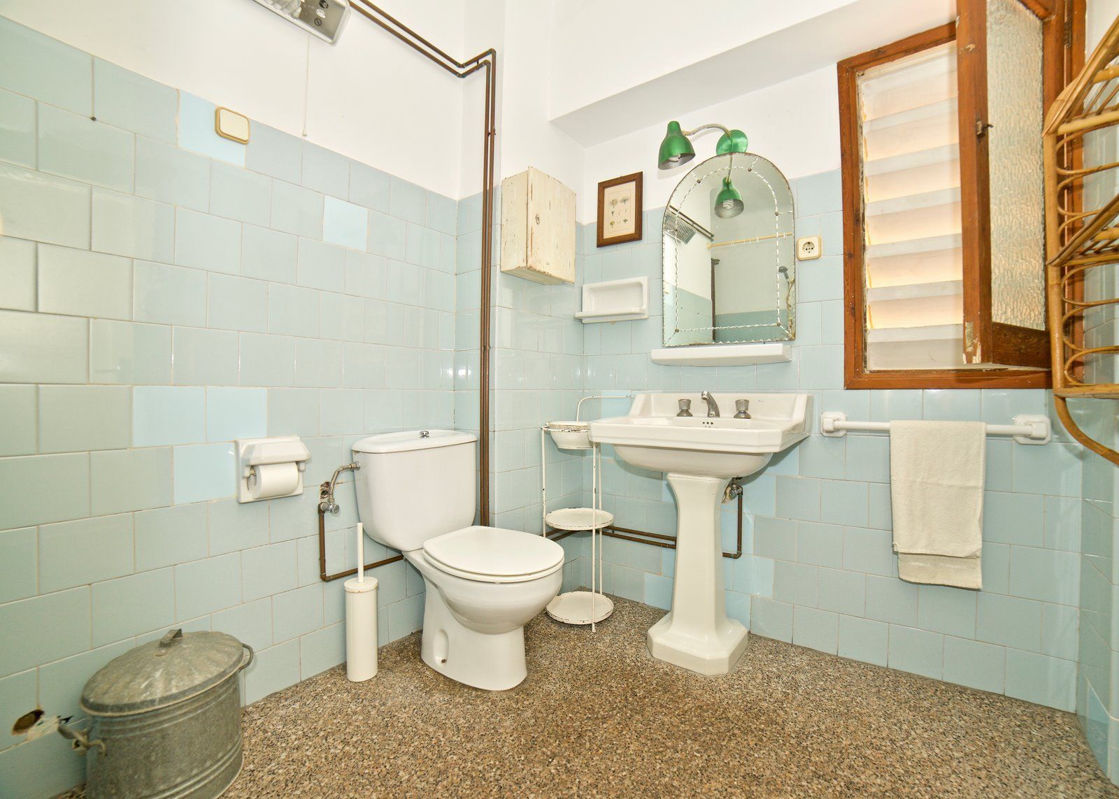 14-Villasyfincasmallorca-6.jpg Piso con balcón junto a Jaime III en Palma de Mallorca