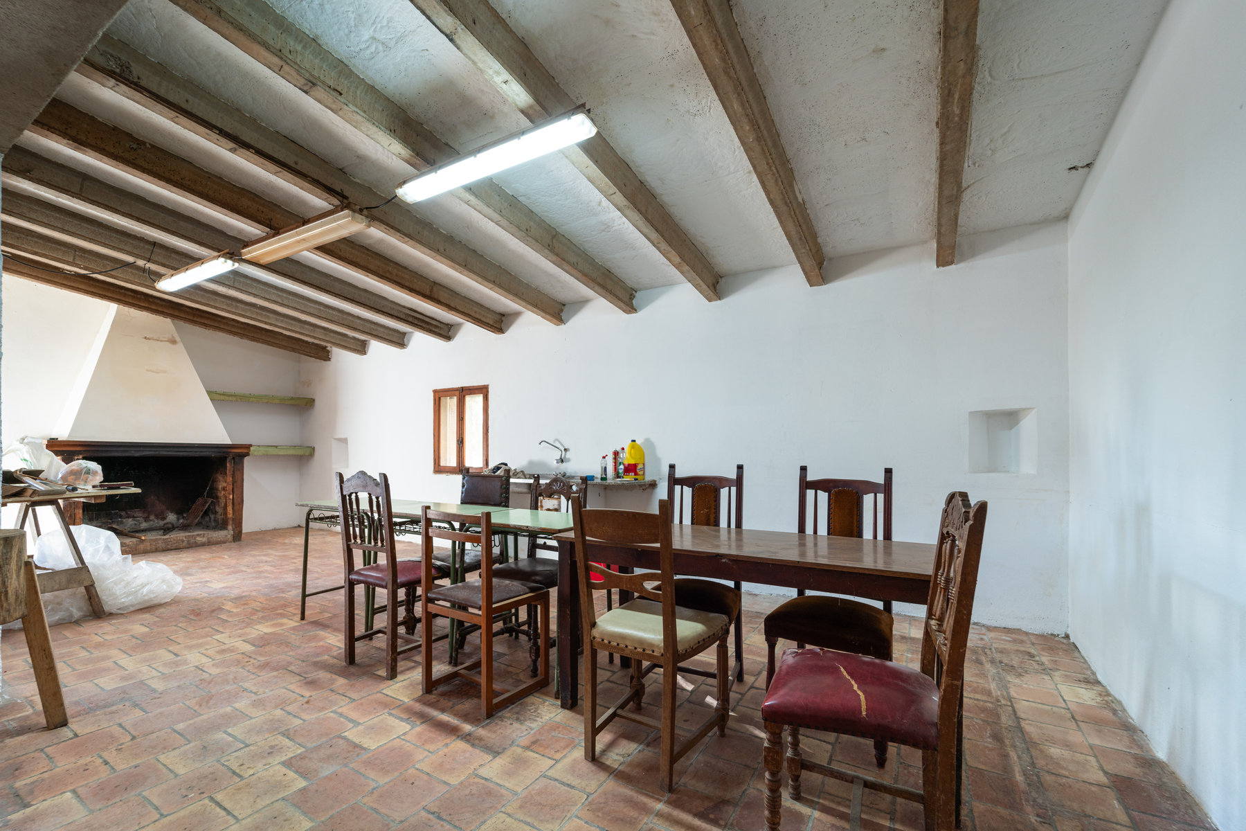 1408-Country-Estate-for-sale-next-to-Llucmajor.20.jpg Rustikale Finca mit eigenem Brunnen und Bergblick bei Llucmajor