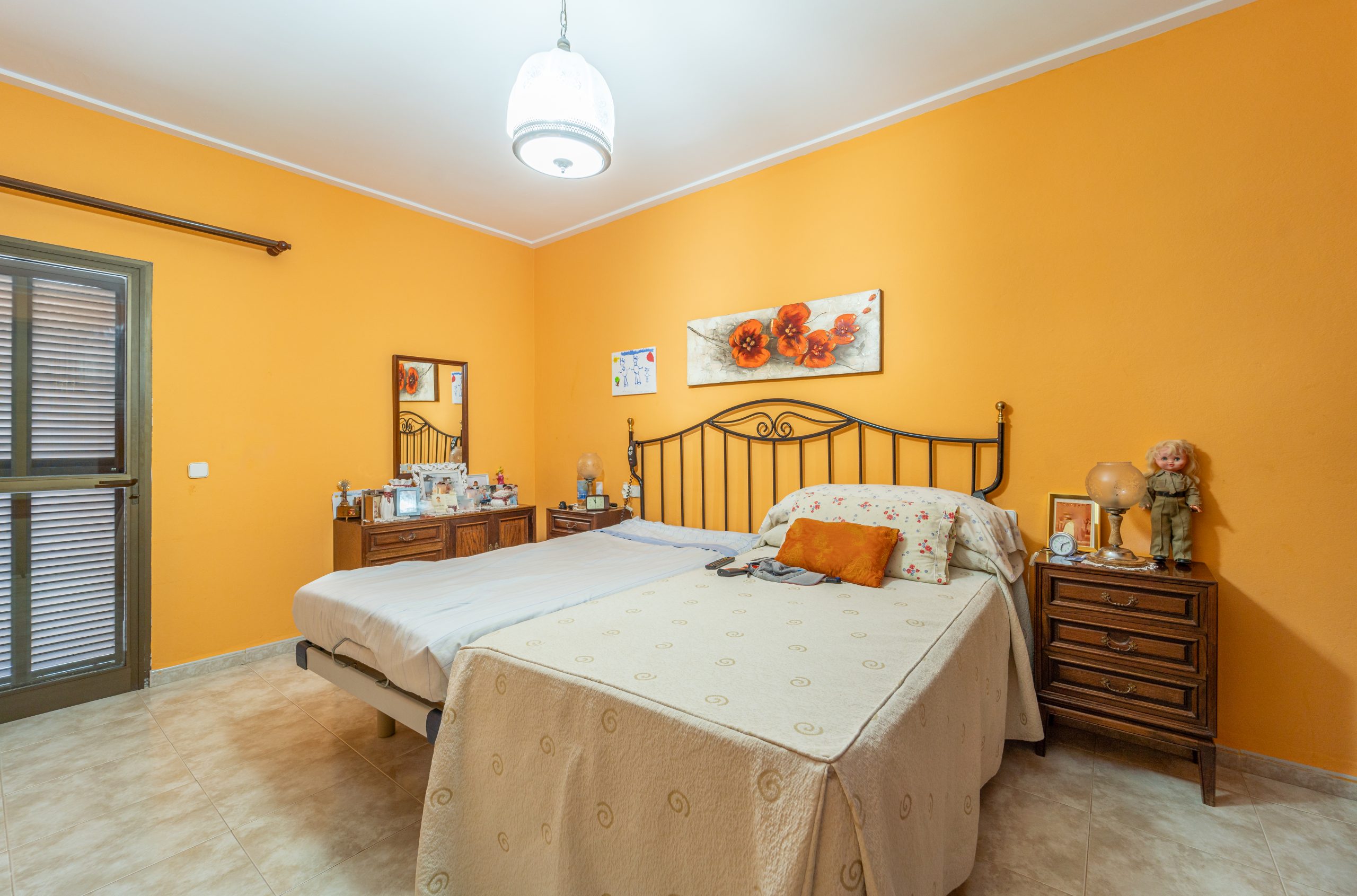 1411-Spacious-villa-for-sale-in-Portocolom-with-swimming-pool.-22-scaled.jpg Chalet independiente con vistas al mar en Portocolom: 490 m² y piscina