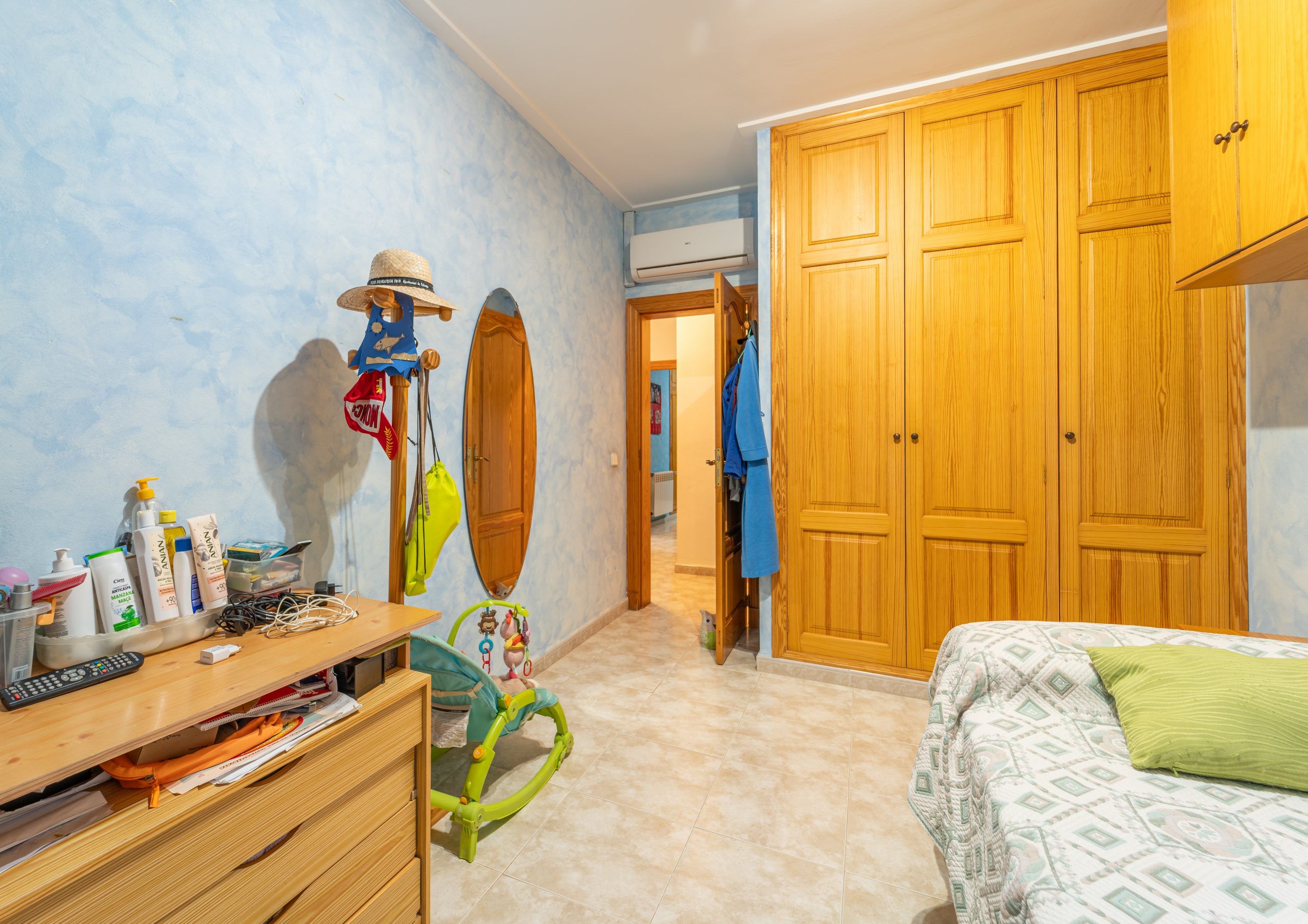 1411-Spacious-villa-for-sale-in-Portocolom-with-swimming-pool.-27-scaled.jpg Chalet independiente con vistas al mar en Portocolom: 490 m² y piscina