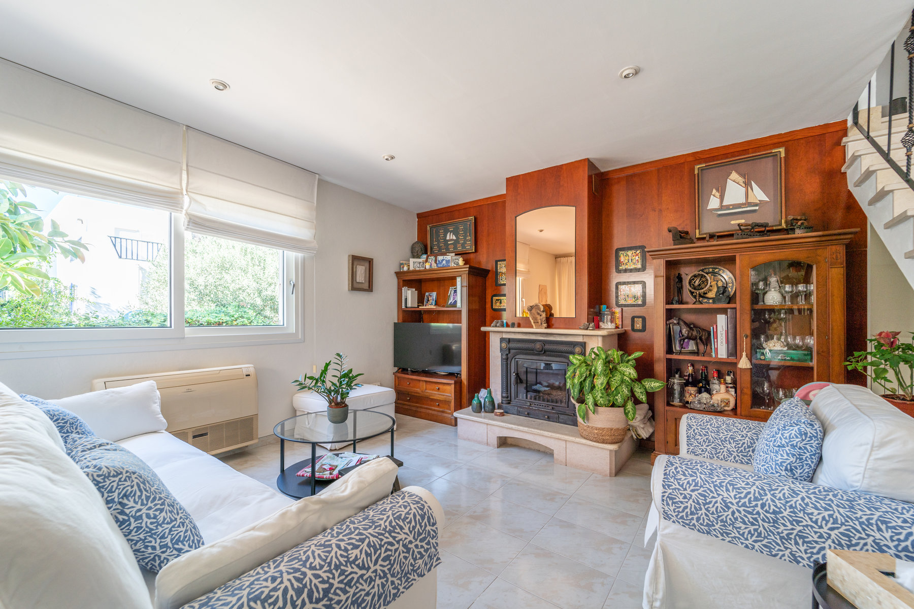 1427-Amazing-villa-for-sale-with-swimming-pool-next-to-the-sea-in-Ciudad-Jardin-Palma.19.jpg Chalet con piscina y vistas al mar en Ciudad Jardín, Palma — 261 m², 5 dorm., 3 plantas
