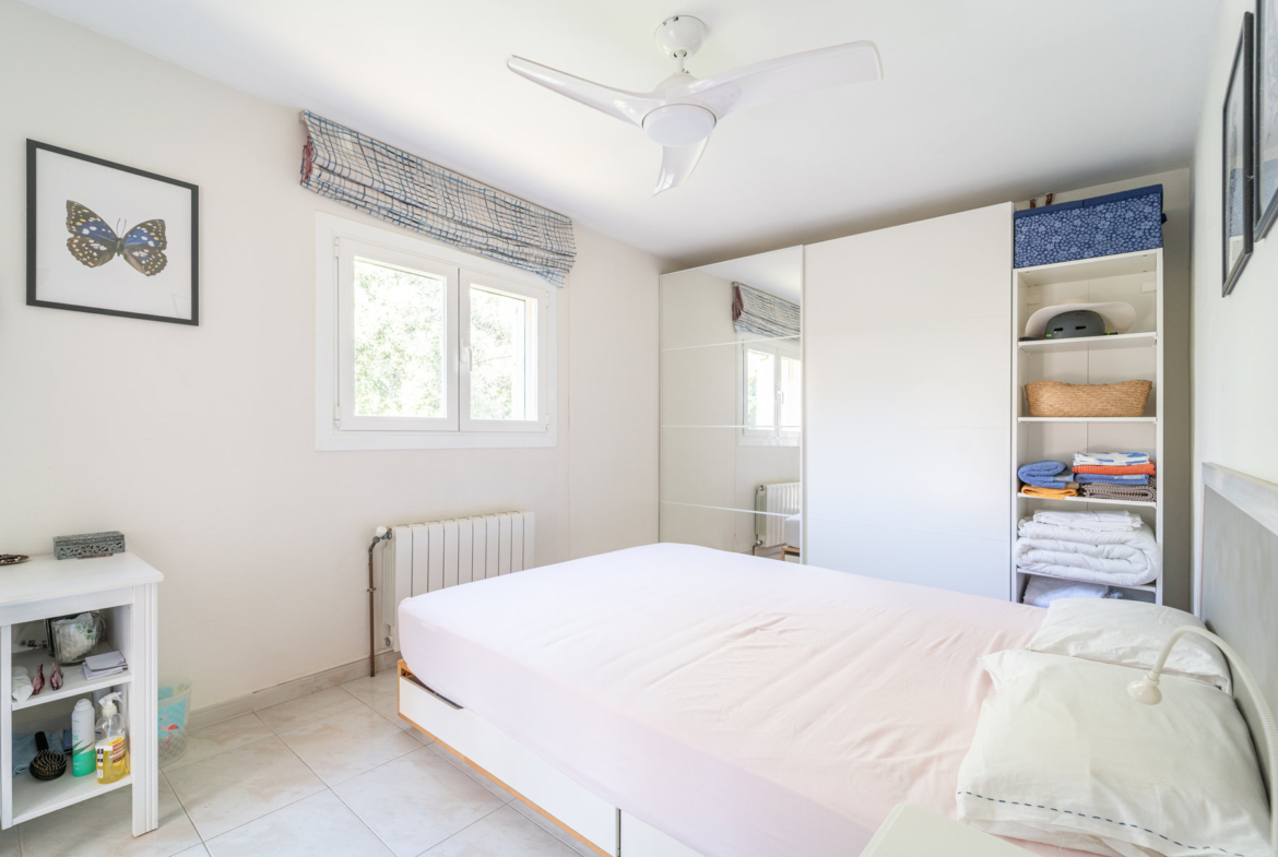 Chalet con piscina y vistas al mar en Ciudad Jardín, Palma — 261 m², 5 dorm., 3 plantas