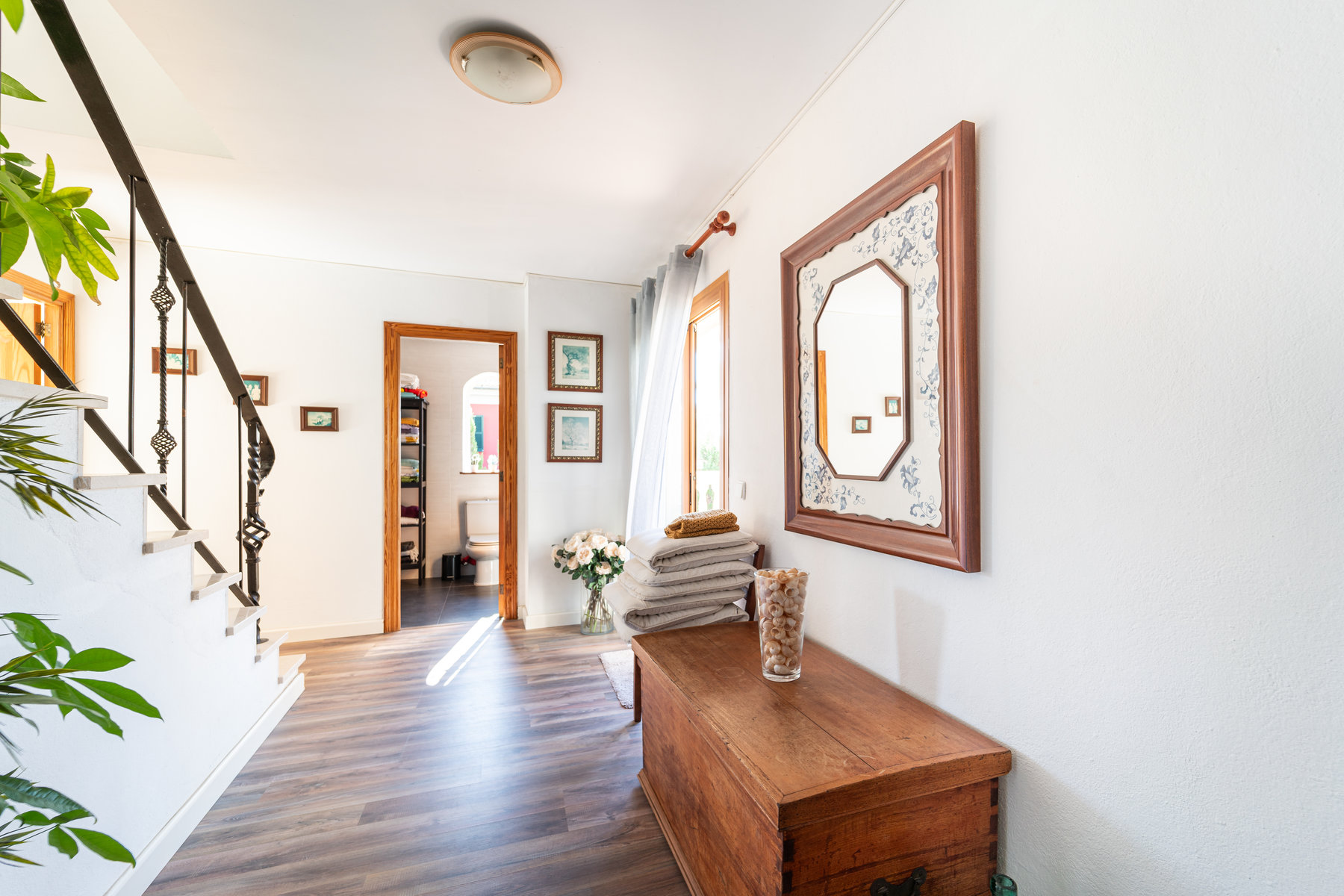 1427-Amazing-villa-for-sale-with-swimming-pool-next-to-the-sea-in-Ciudad-Jardin-Palma.29.jpg Chalet con piscina y vistas al mar en Ciudad Jardín, Palma — 261 m², 5 dorm., 3 plantas