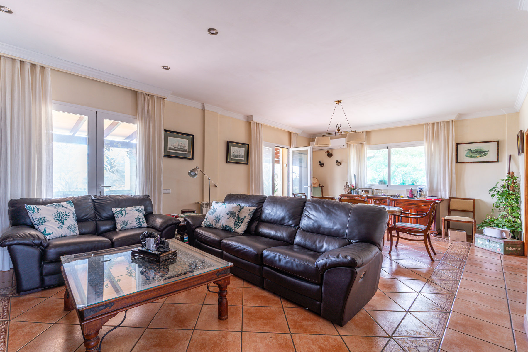 1434-Country-house-with-swimming-pool-in-Colonia-Sant-Jordi-16.jpg Casa de campo con vistas al mar en Colonia de Sant Jordi — 307 m², 5 dorm., piscina salada 52 m²