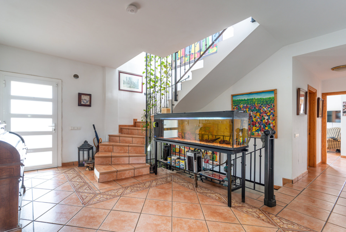 Casa de campo con vistas al mar en Colonia de Sant Jordi — 307 m², 5 dorm., piscina salada 52 m²