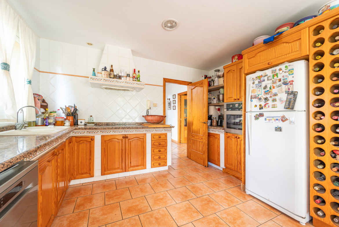 Casa de campo con vistas al mar en Colonia de Sant Jordi — 307 m², 5 dorm., piscina salada 52 m²