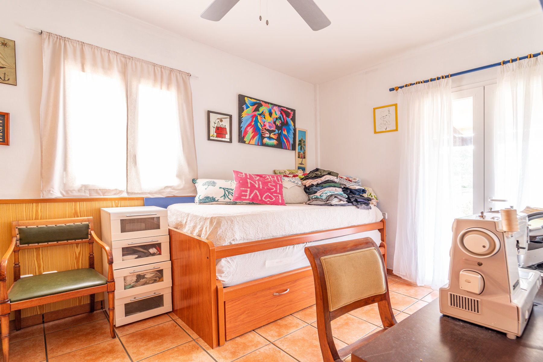 1434-Country-house-with-swimming-pool-in-Colonia-Sant-Jordi-28.jpg Casa de campo con vistas al mar en Colonia de Sant Jordi — 307 m², 5 dorm., piscina salada 52 m²