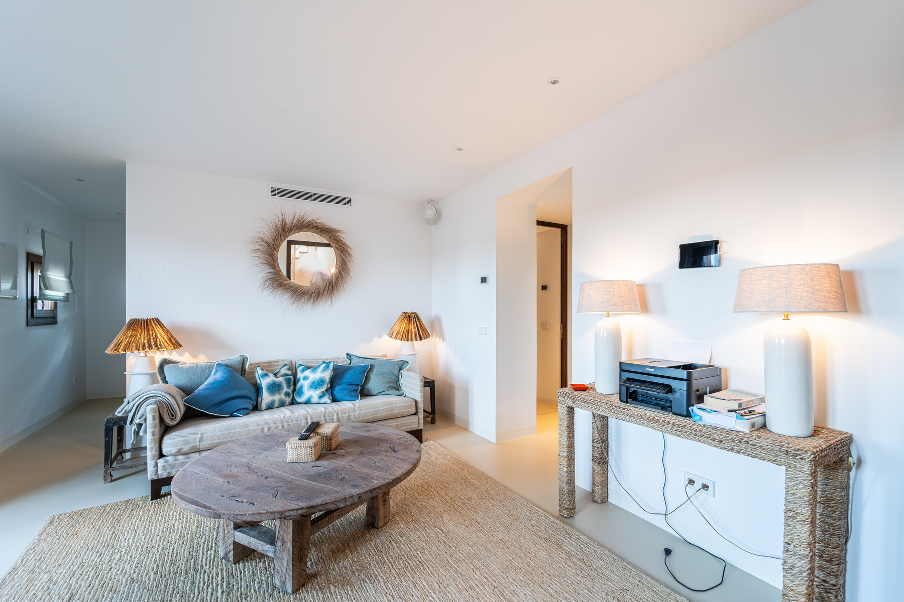 1440-Beautifil-town-house-for-sale-in-Ses-Salines-_LWP2516.jpg Casa de pueblo con piscina y vistas al mar en Ses Salines — 299 m², 5 suites, terraza solárium
