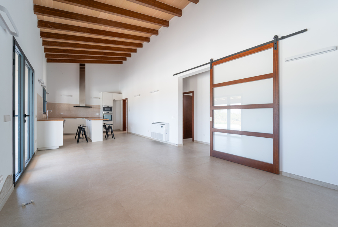 Country House with Pool for Rent in Ses Salines
