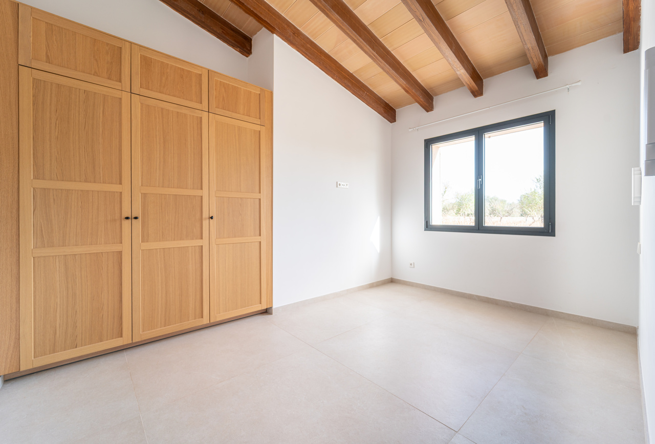 Country House with Pool for Rent in Ses Salines
