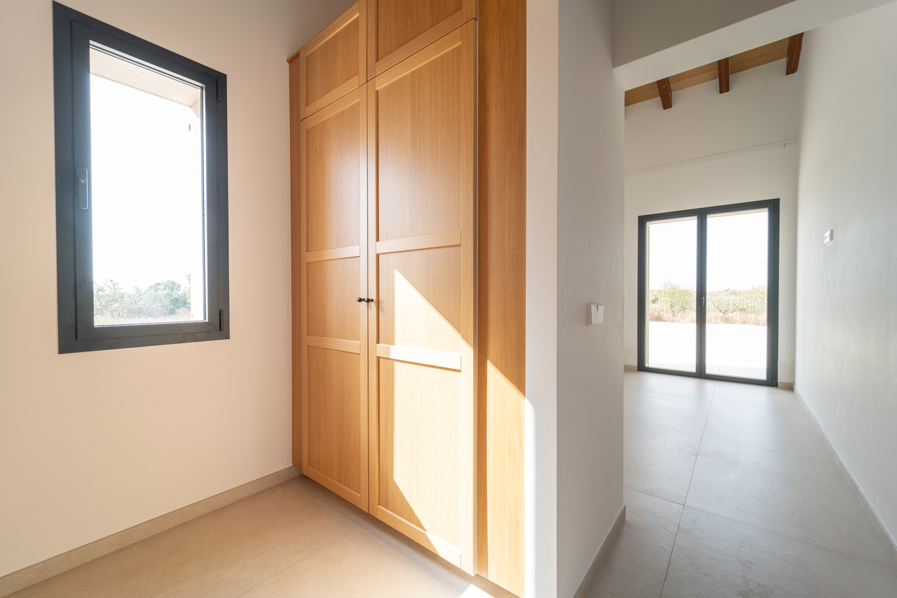 Country House with Pool for Rent in Ses Salines