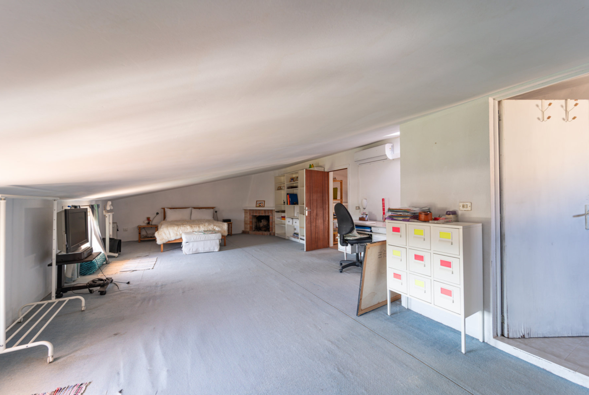Casa con vistas al mar en Ses Salines: 418 m², 7 hab. y piscina