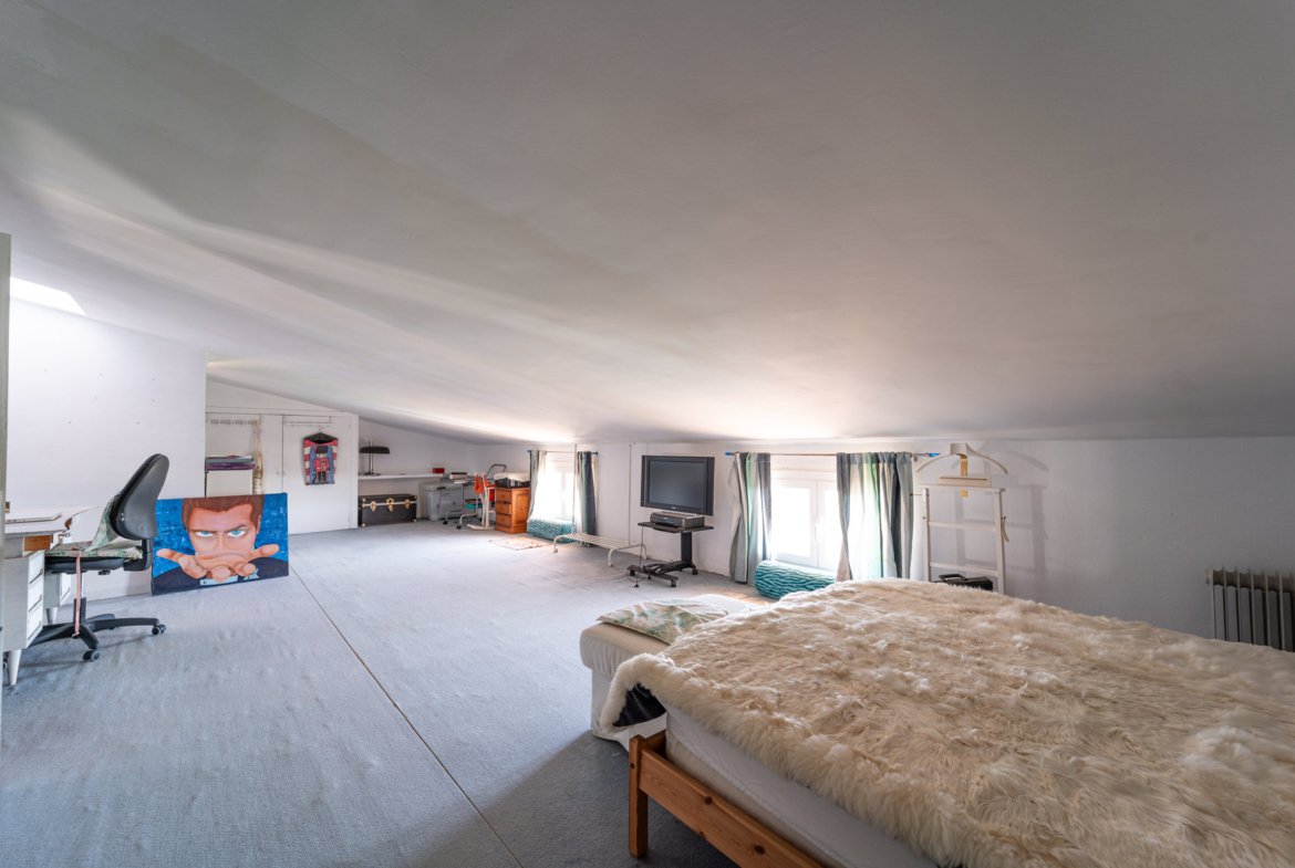 Casa con vistas al mar en Ses Salines: 418 m², 7 hab. y piscina