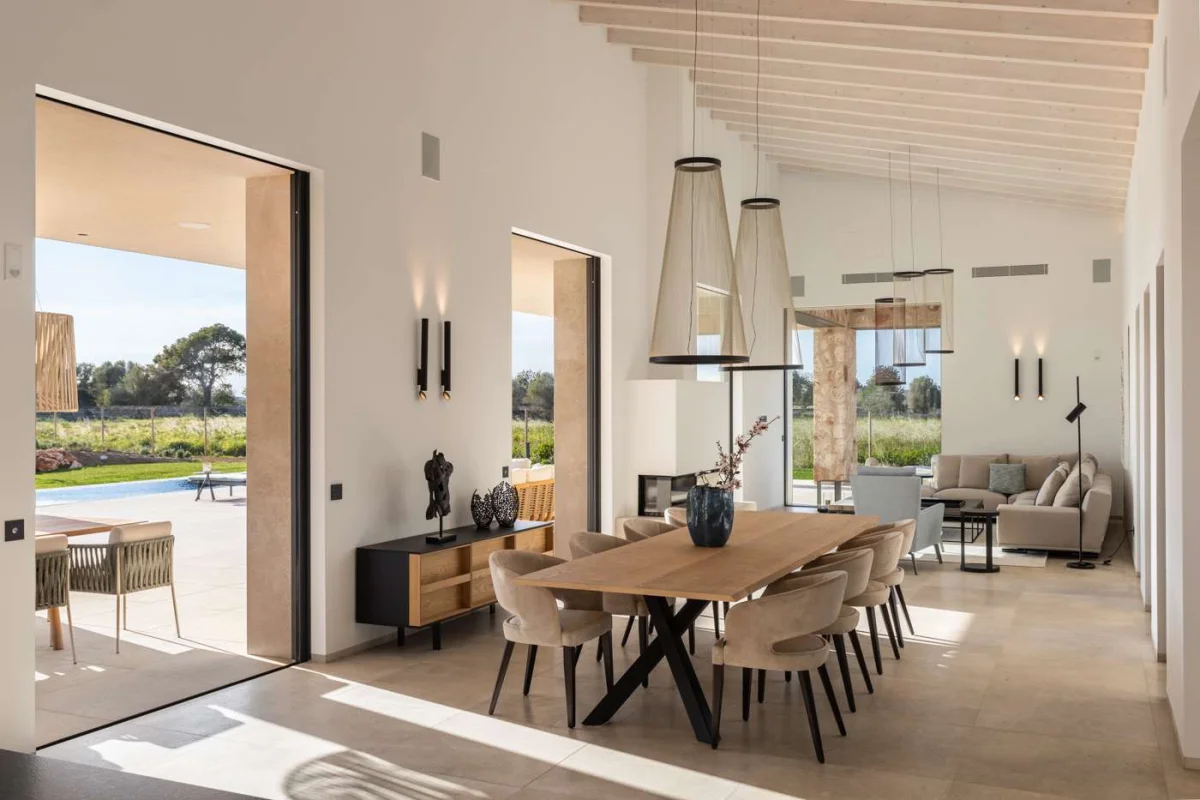 Finca de lujo nueva construcción en Santanyí: diseño minimalista y piedra natural