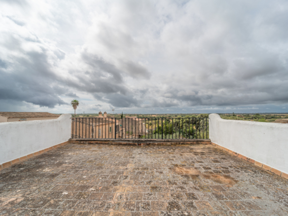 Piso amueblado con azotea y vistas en Es Llombards