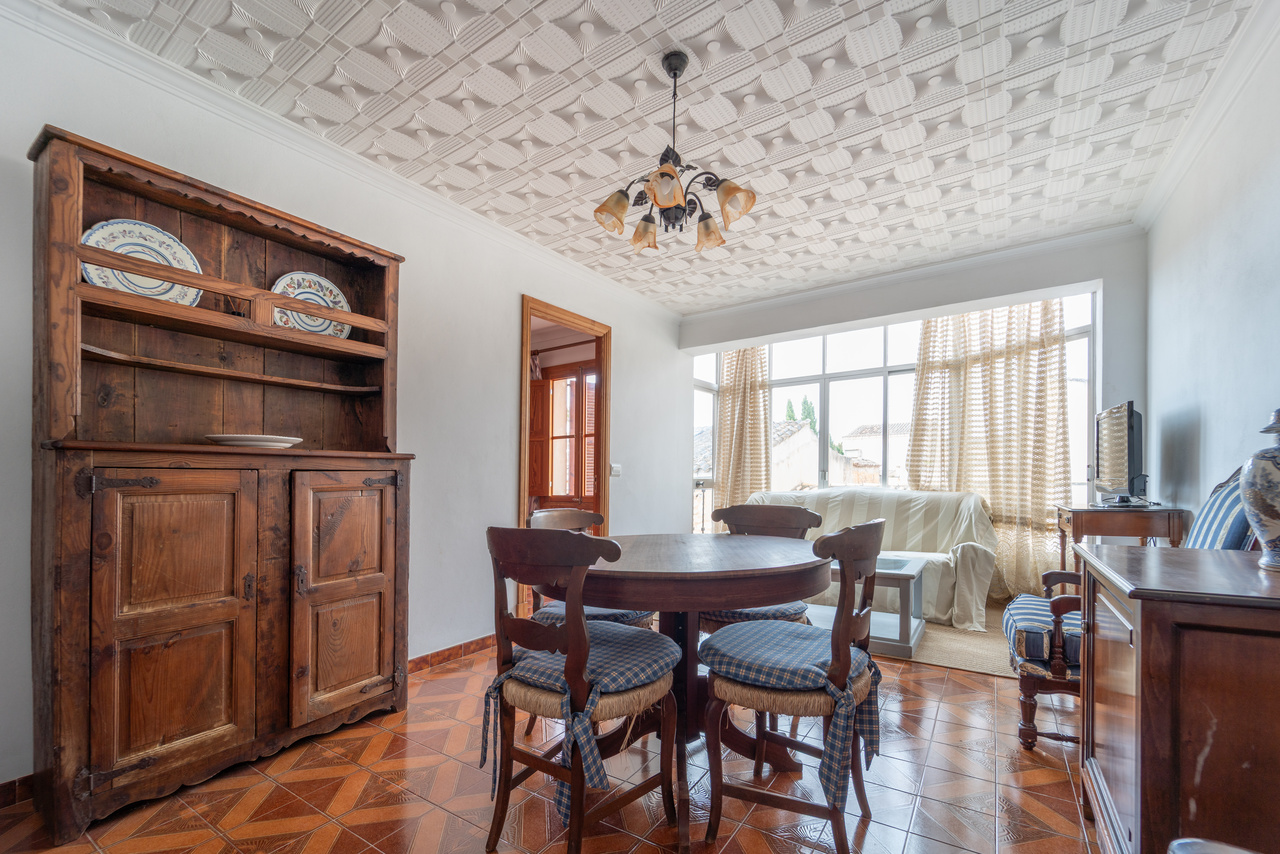 1508-Ample-apartment-to-rent-with-terrace-and-views-in-Es-Llombards-12.jpg Piso amueblado con azotea y vistas en Es Llombards