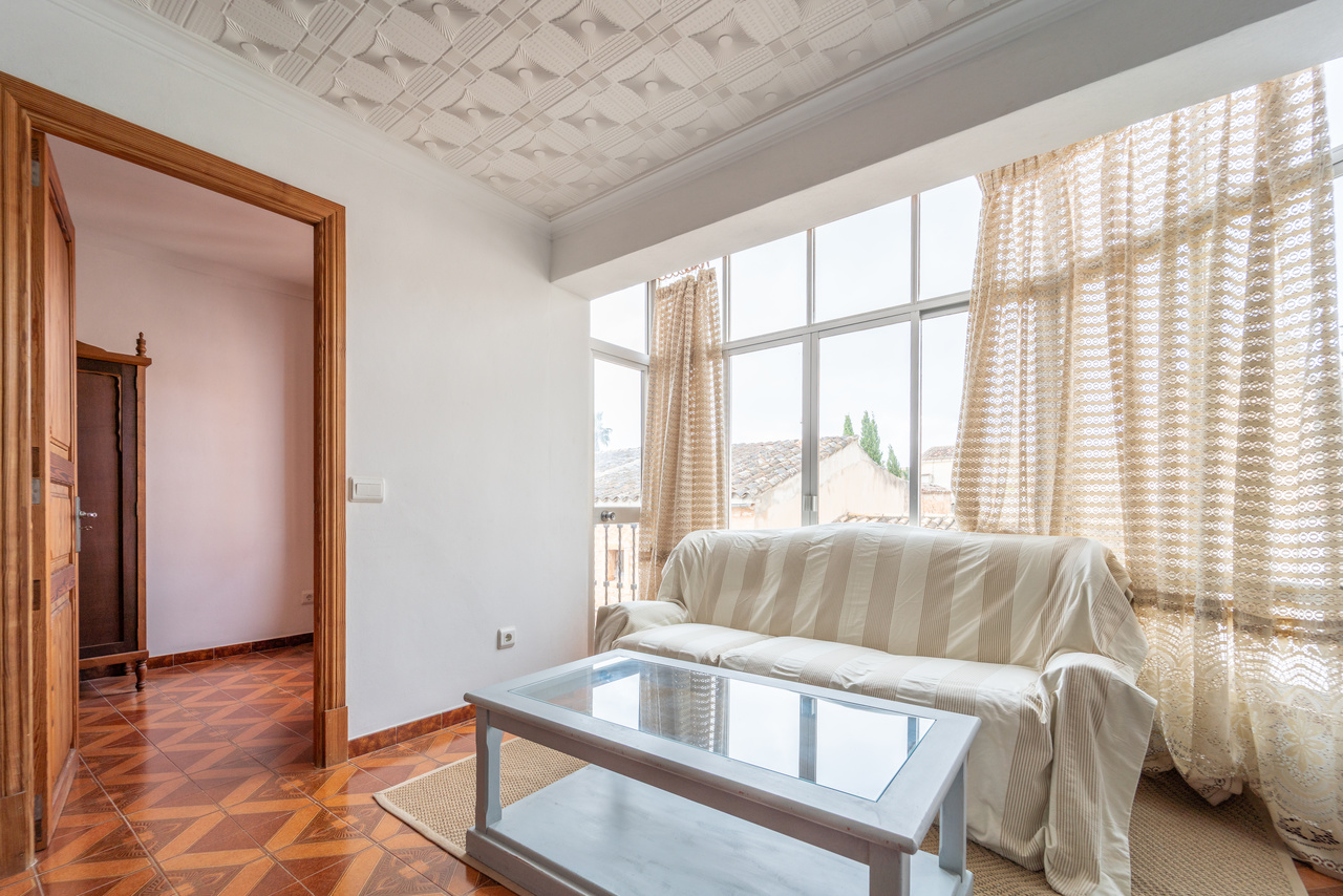 1508-Ample-apartment-to-rent-with-terrace-and-views-in-Es-Llombards-14.jpg Piso amueblado con azotea y vistas en Es Llombards
