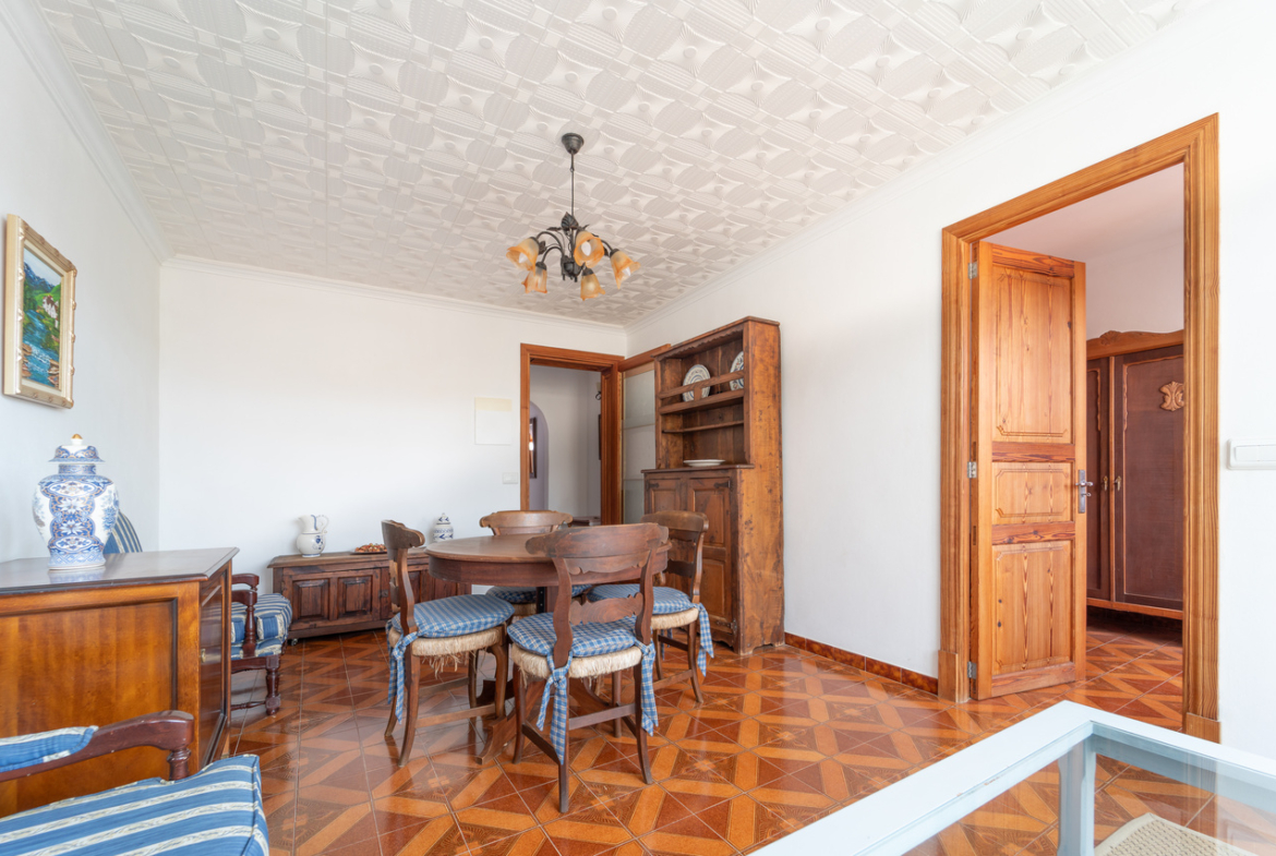 Piso amueblado con azotea y vistas en Es Llombards