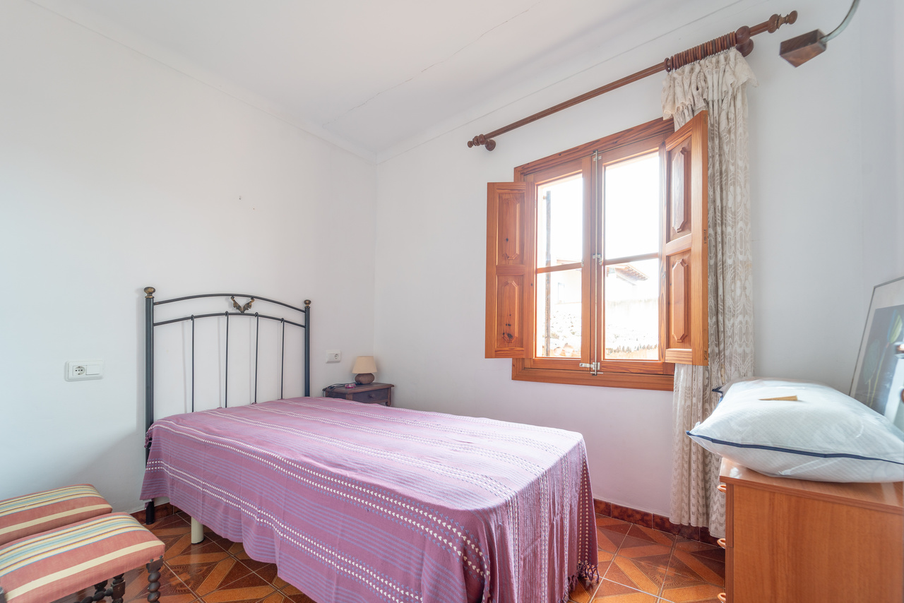 1508-Ample-apartment-to-rent-with-terrace-and-views-in-Es-Llombards-24.jpg Piso amueblado con azotea y vistas en Es Llombards