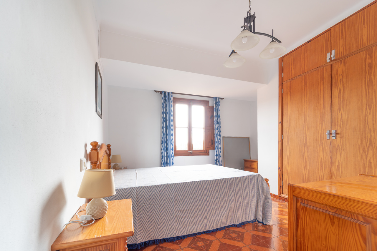 1508-Ample-apartment-to-rent-with-terrace-and-views-in-Es-Llombards-27.jpg Piso amueblado con azotea y vistas en Es Llombards